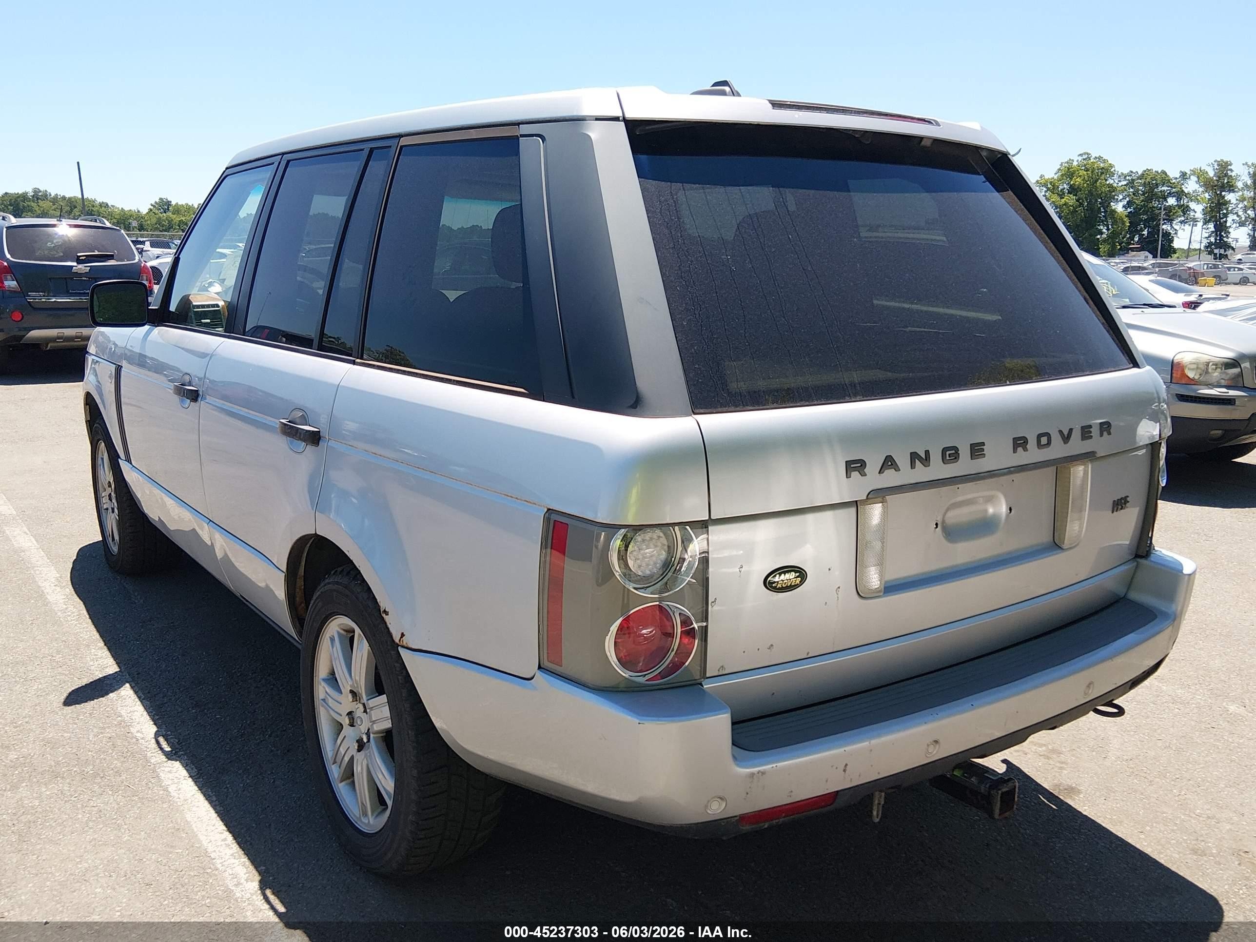 2007 Land Rover Range Rover Hse Серебряный vin: SALME15407A262070