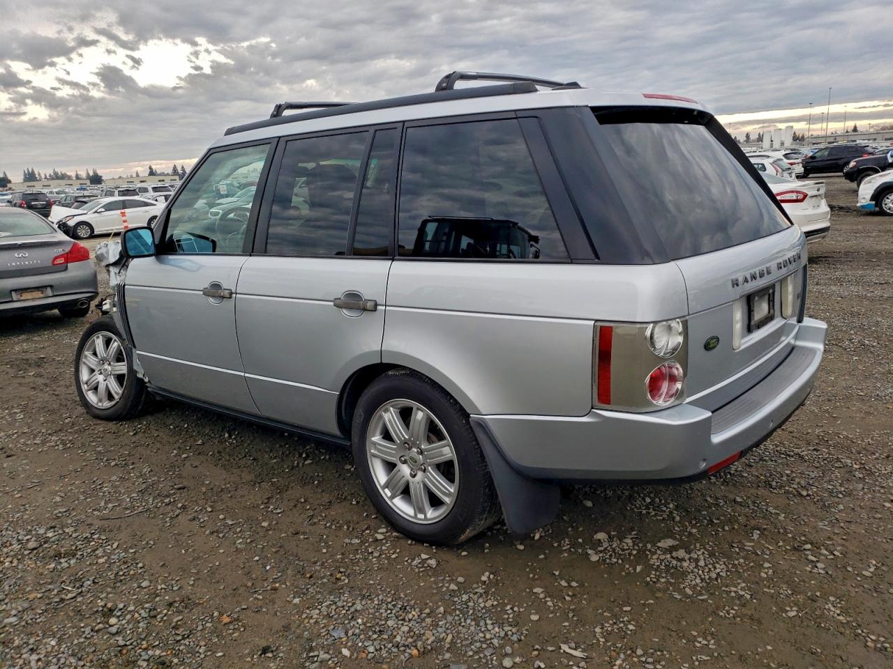 2007 Land Rover Range Rover Hse Silver vin: SALME15407A262733