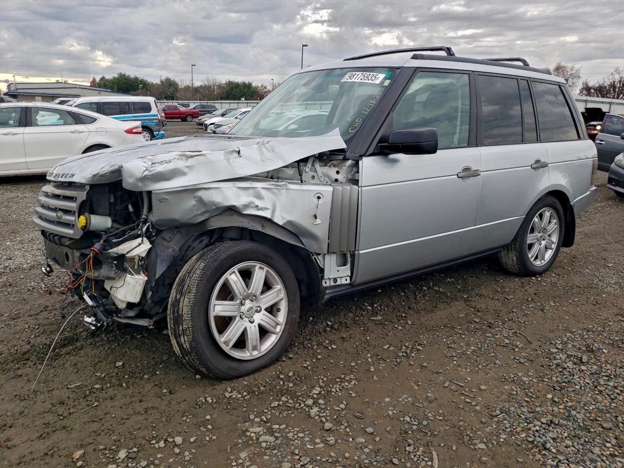 2007 Land Rover Range Rover Hse Silver vin: SALME15407A262733