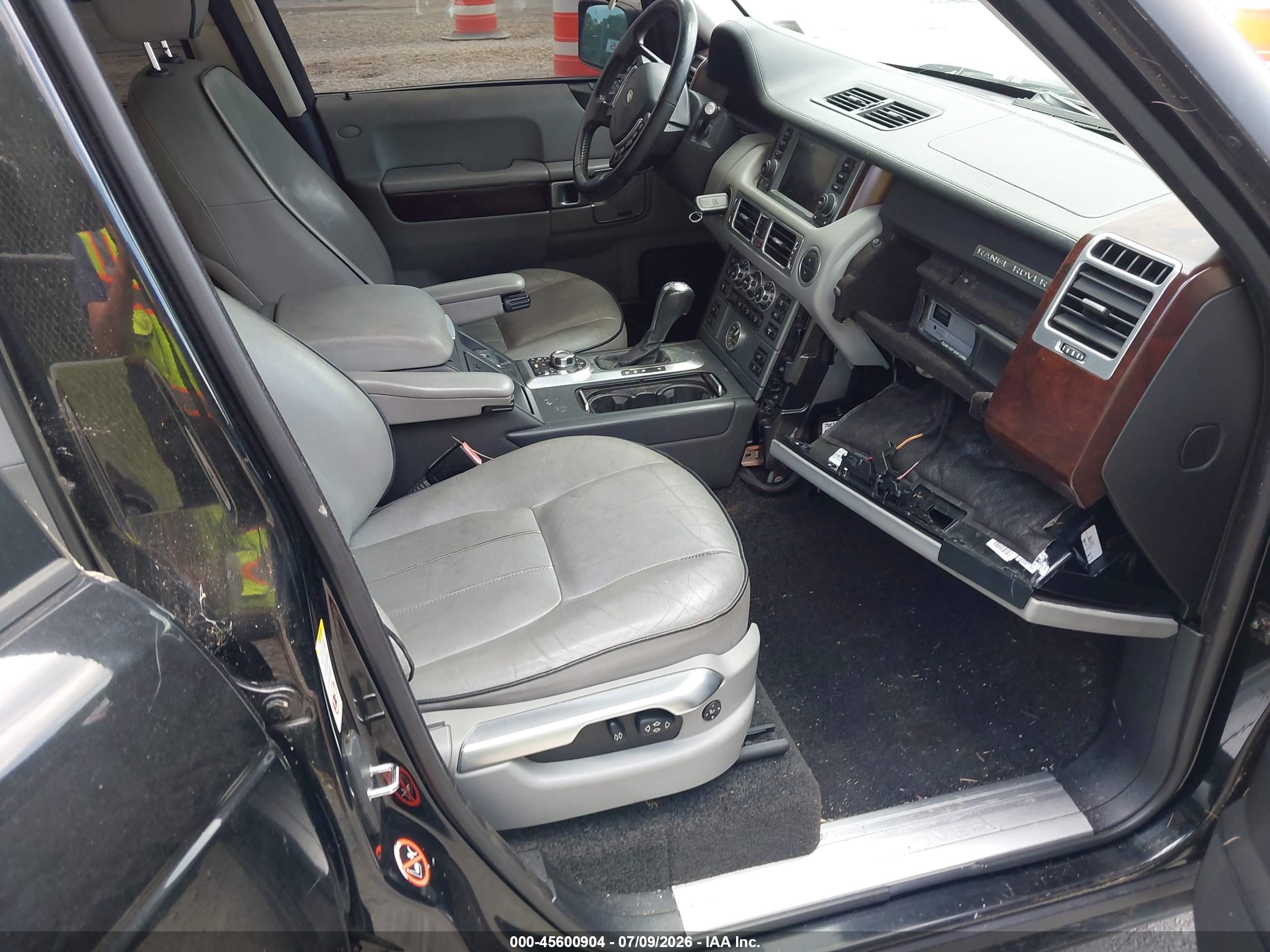 2008 Land Rover Range Rover Hse Black vin: SALME15418S291031