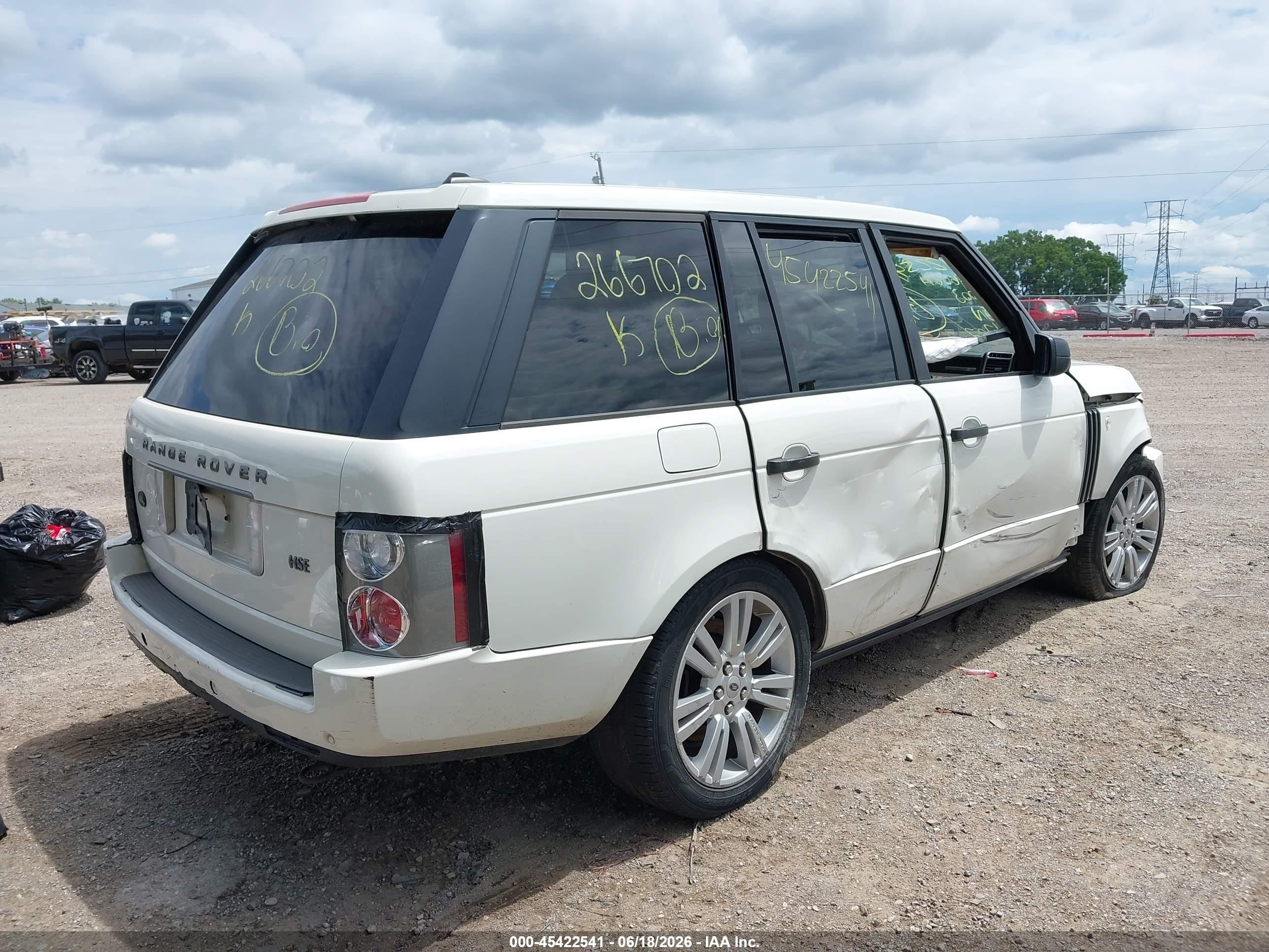2008 Land Rover Range Rover Hse White vin: SALME15478A266702
