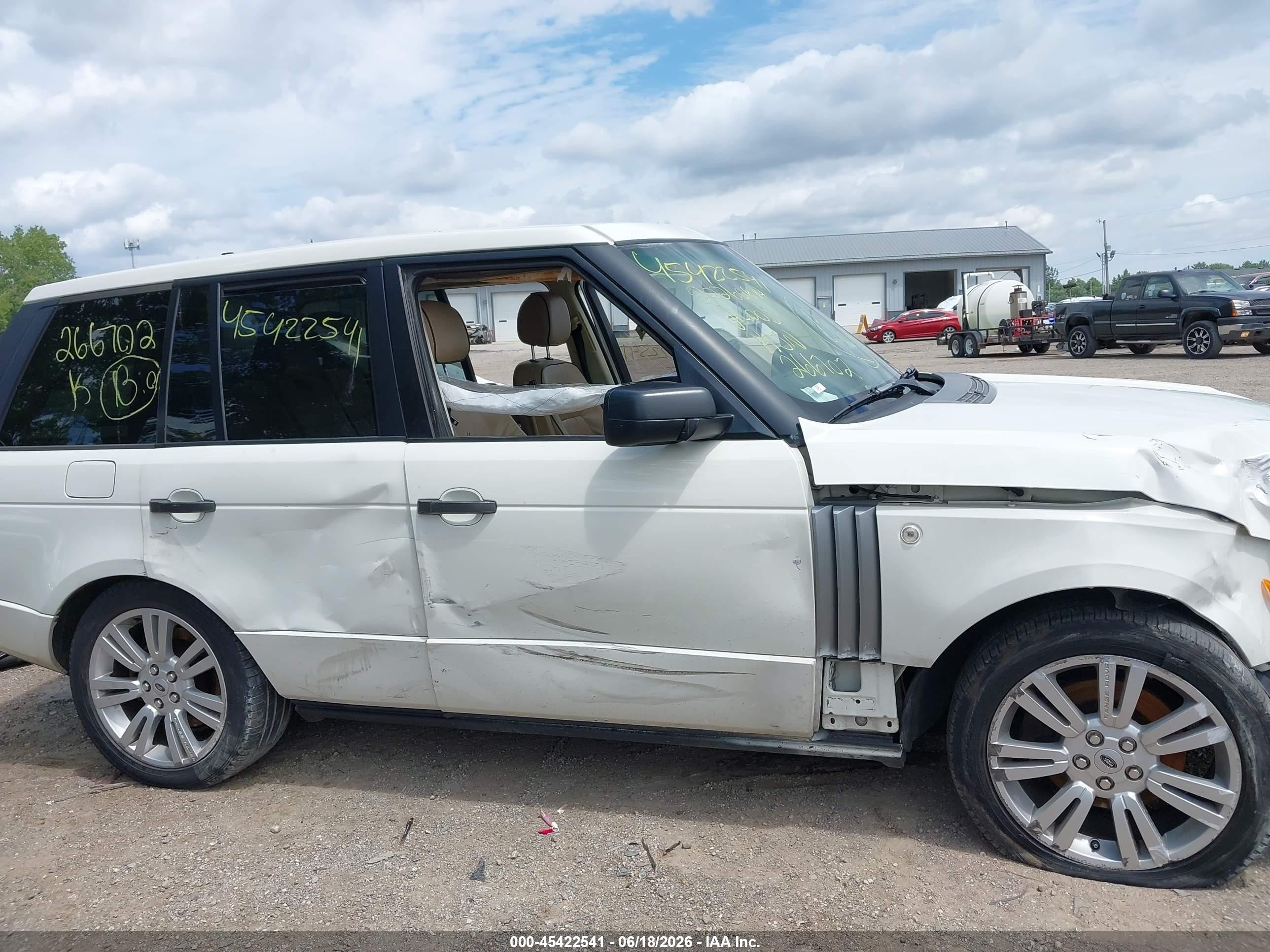 2008 Land Rover Range Rover Hse White vin: SALME15478A266702