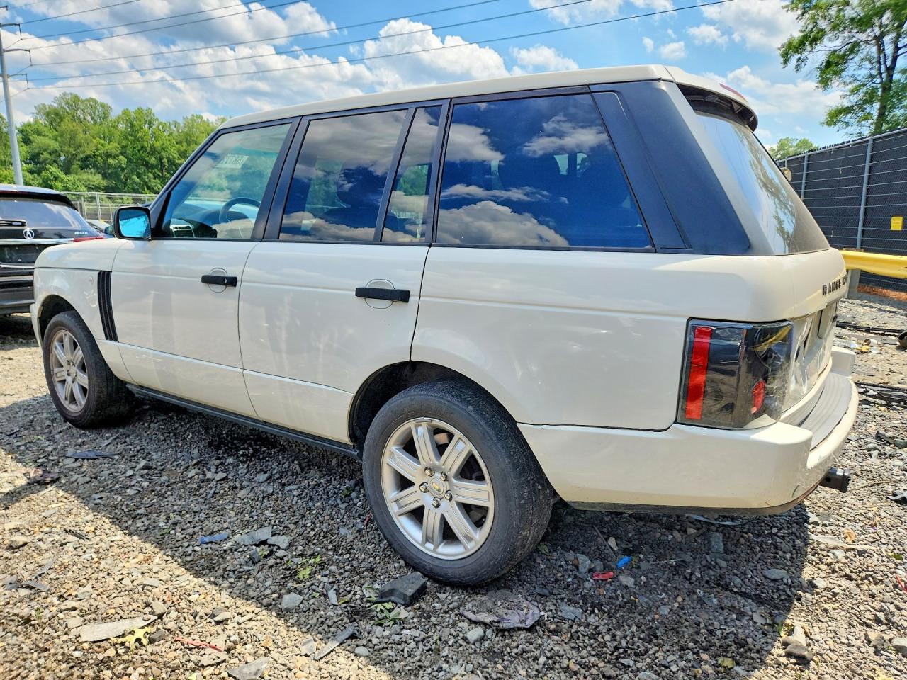 2008 Land Rover Range Rover Hse White vin: SALME15478A292698