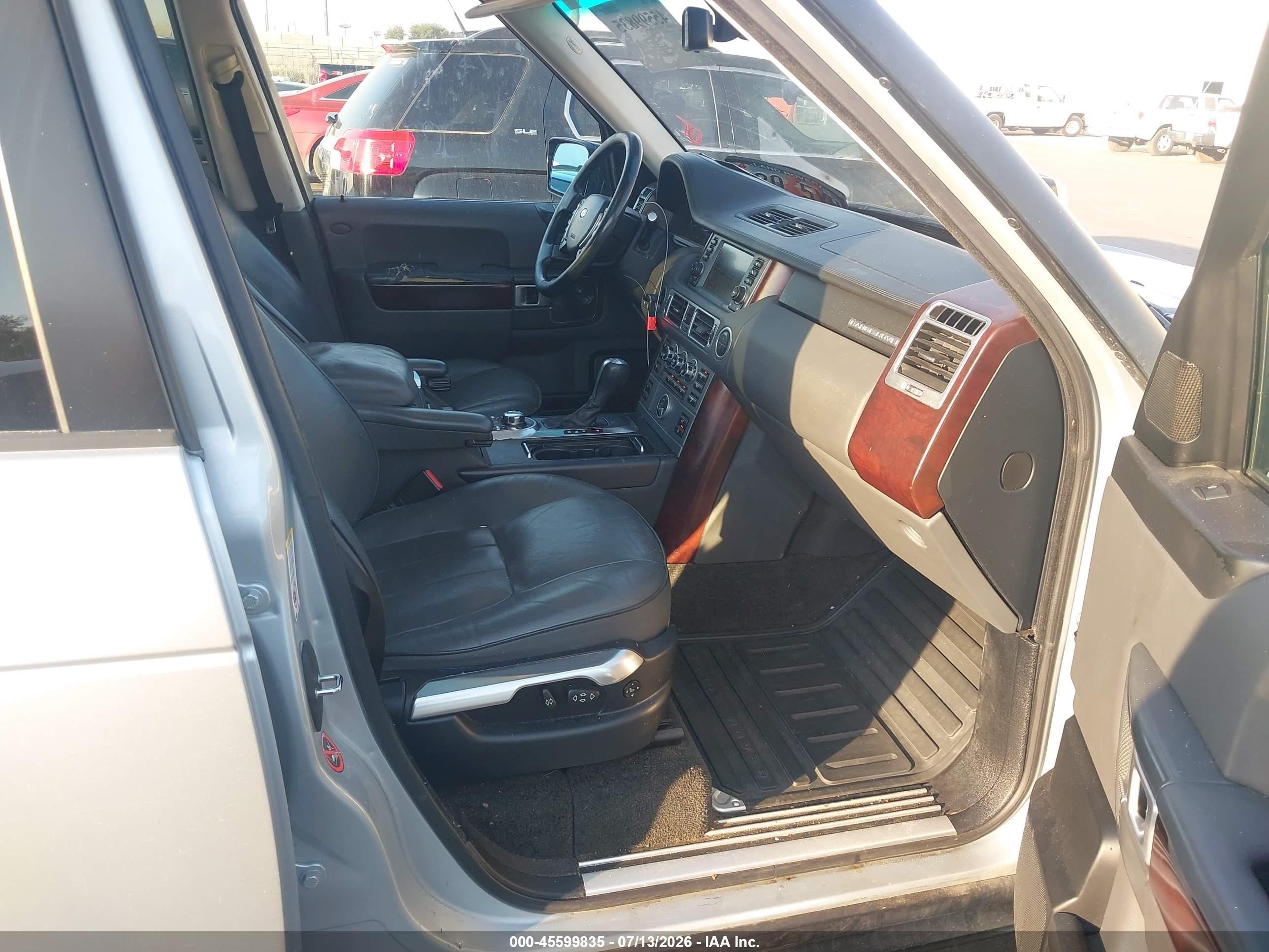 2007 Land Rover Range Rover Hse Серебряный vin: SALME154X7A246376
