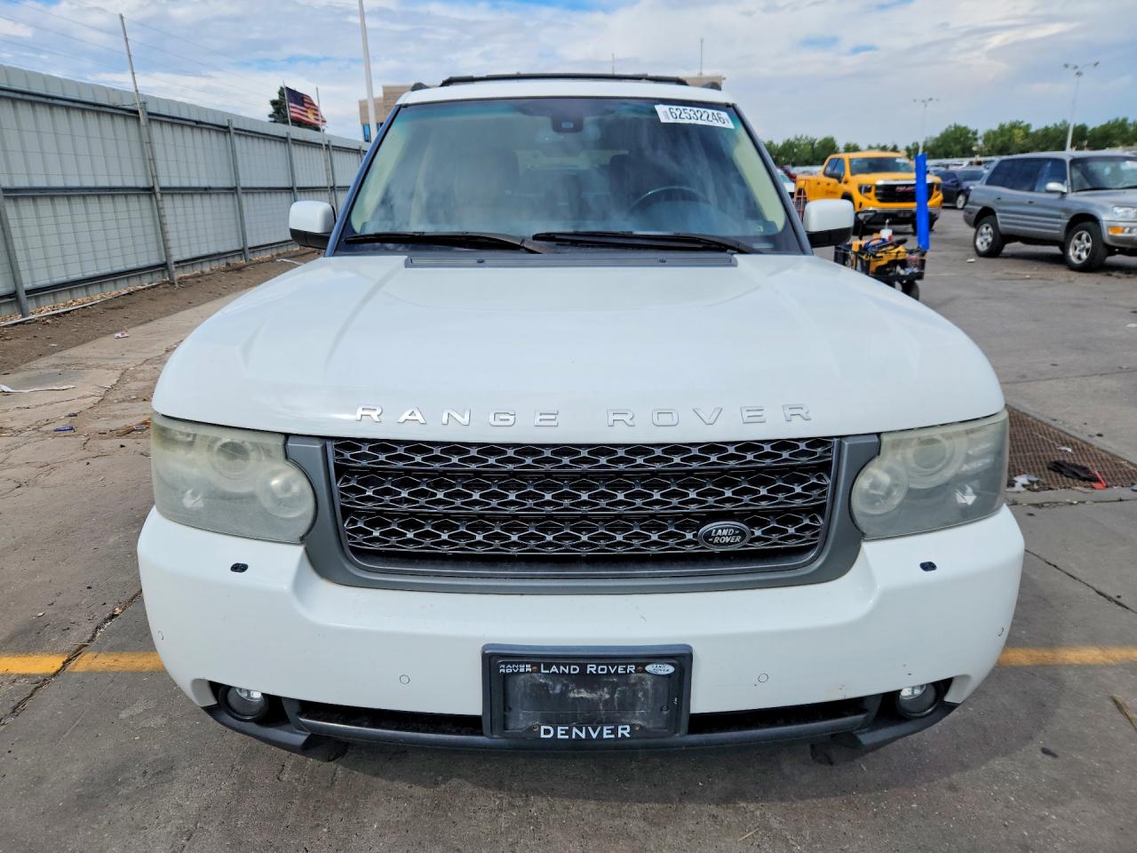 2011 Land Rover Range Rover Hse Белый vin: SALME1D40BA336579