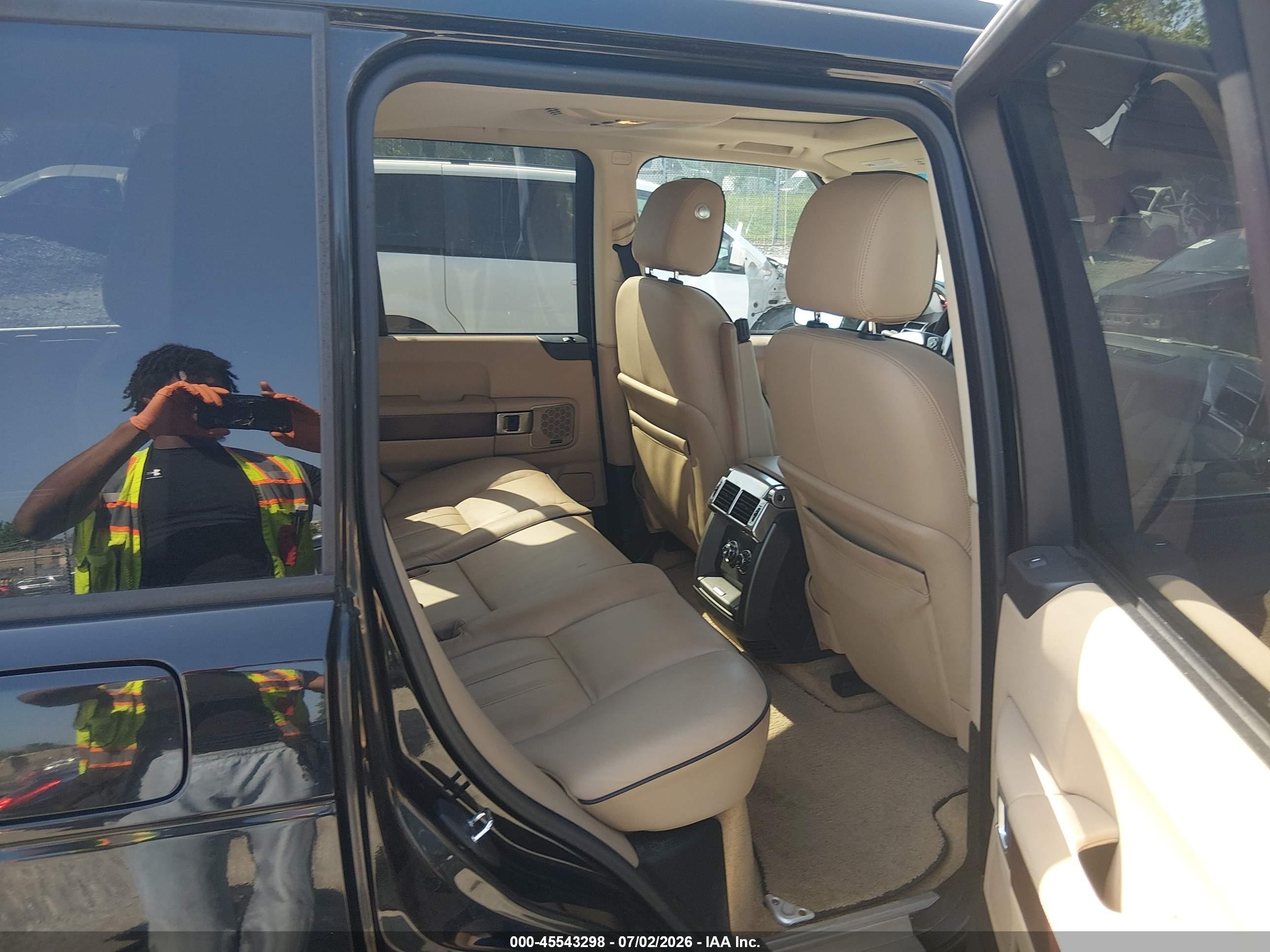 2010 Land Rover Range Rover Hse Black vin: SALME1D43AA320701