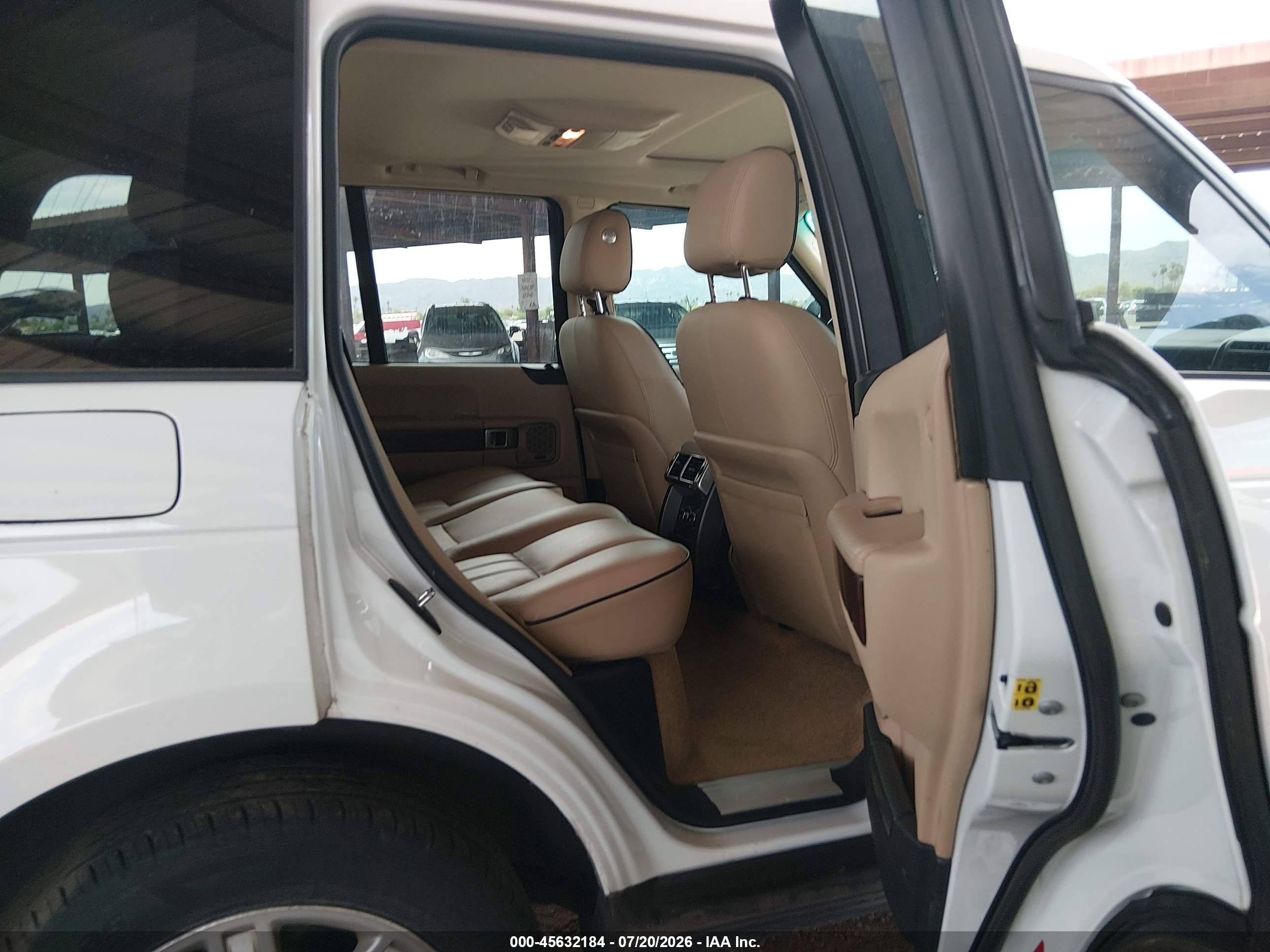 2011 Land Rover Range Rover Hse White vin: SALME1D43BA357328