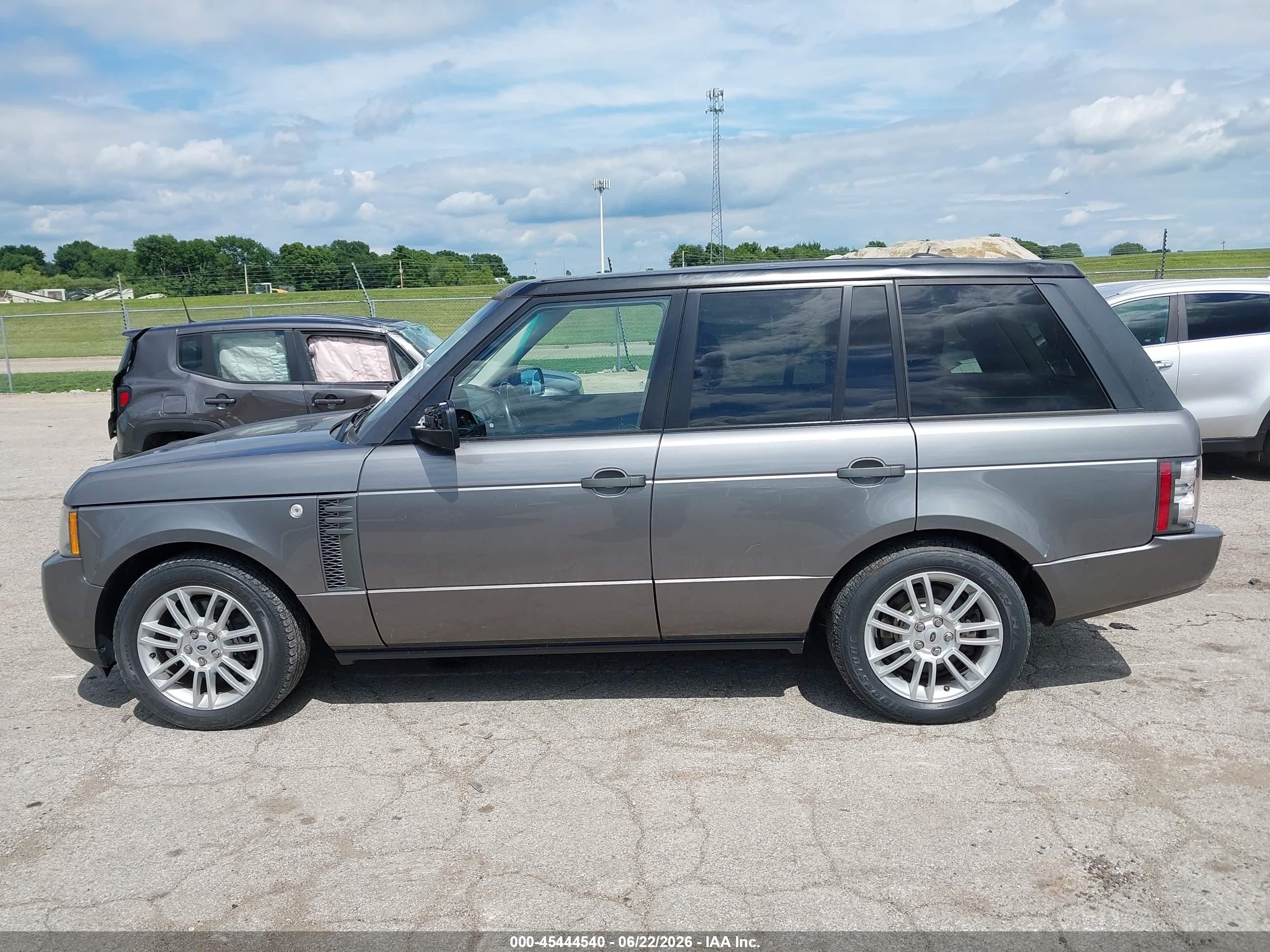 2011 Land Rover Range Rover Hse Gray vin: SALME1D45BA353877