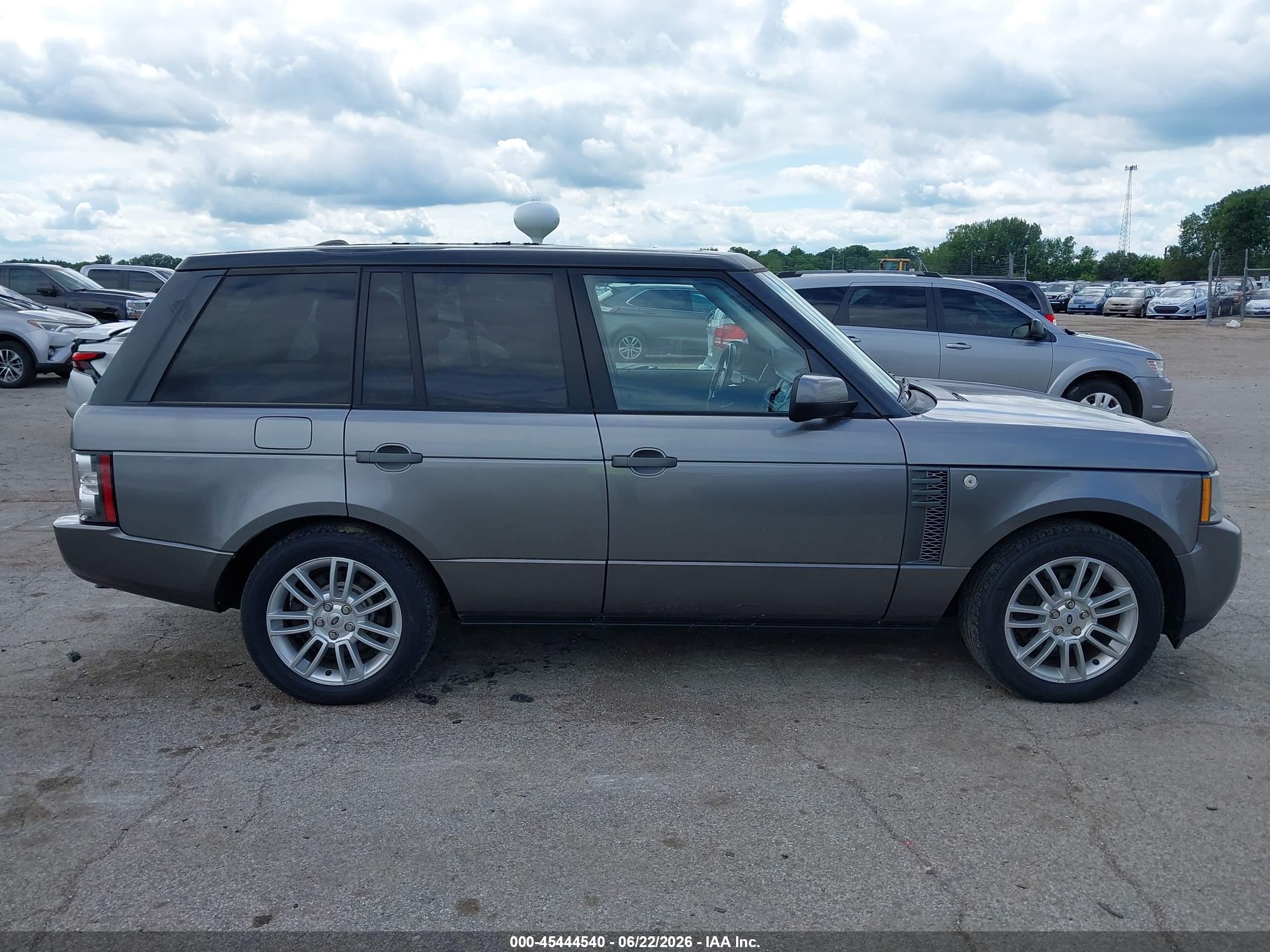 2011 Land Rover Range Rover Hse Gray vin: SALME1D45BA353877