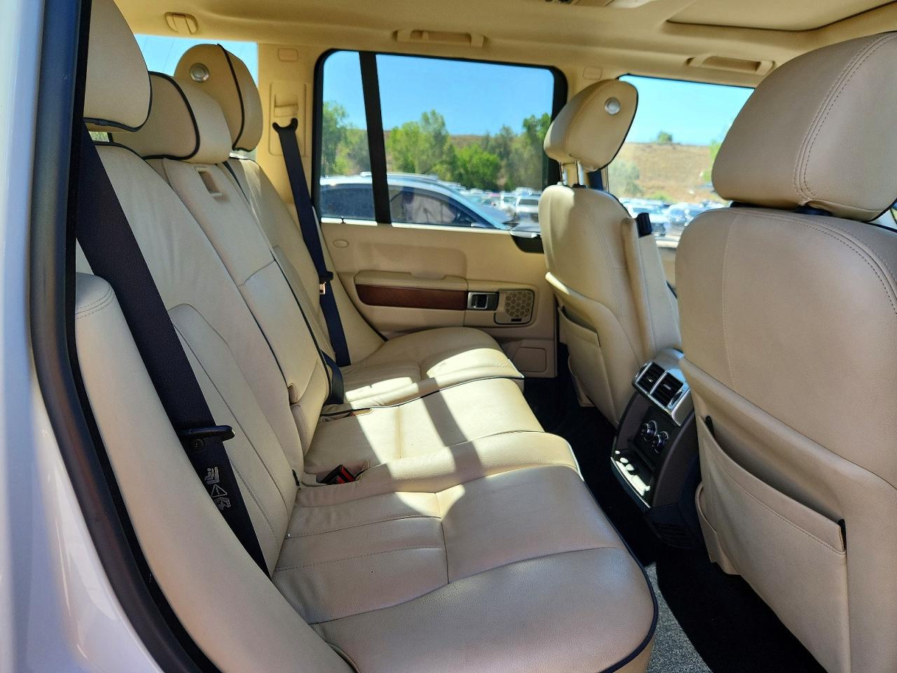 2012 Land Rover Range Rover Hse Белый vin: SALME1D47CA385750