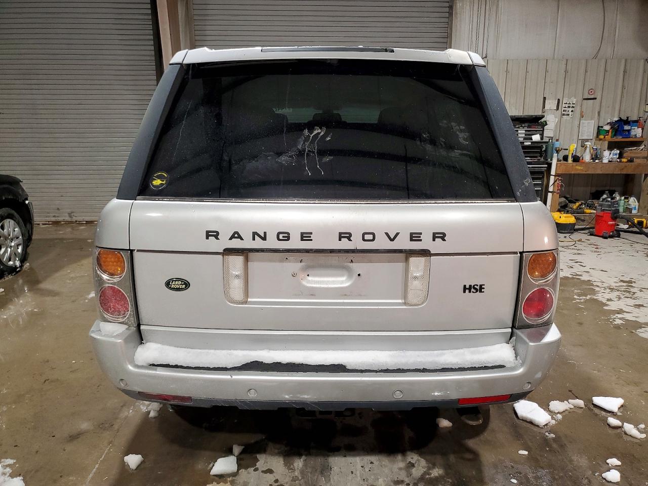 2004 Land Rover Range Rover Hse Silver vin: SALMF114X4A168115