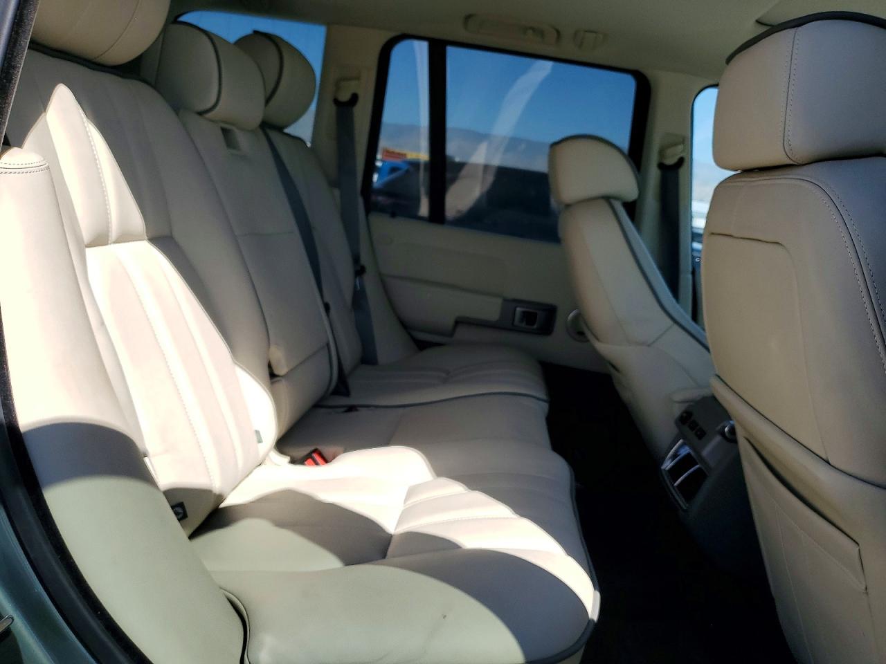 2005 Land Rover Range Rover Hse Green vin: SALMF114X5A195266
