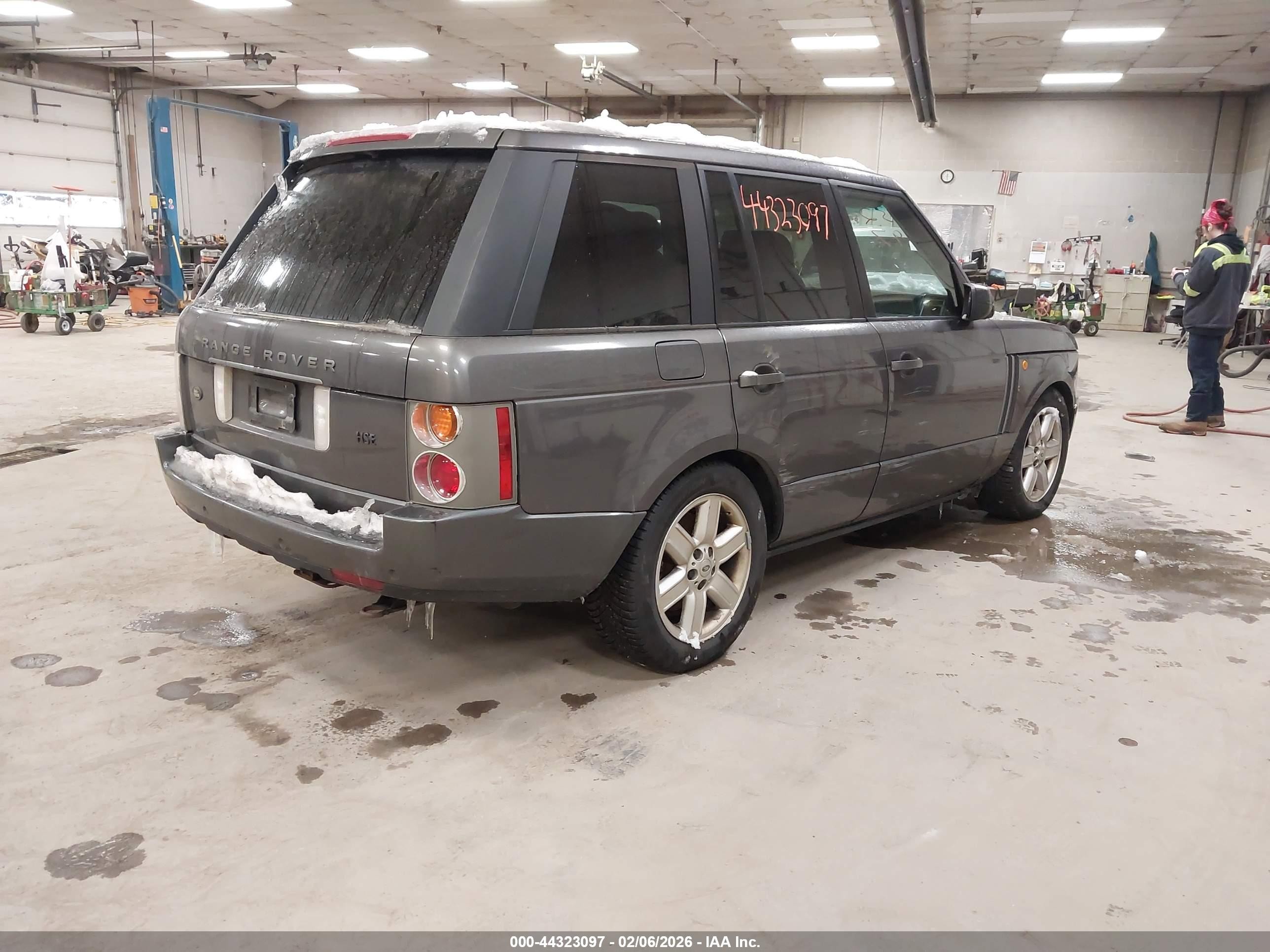 2005 Land Rover Range Rover Hse Gray vin: SALMF114X5A196949
