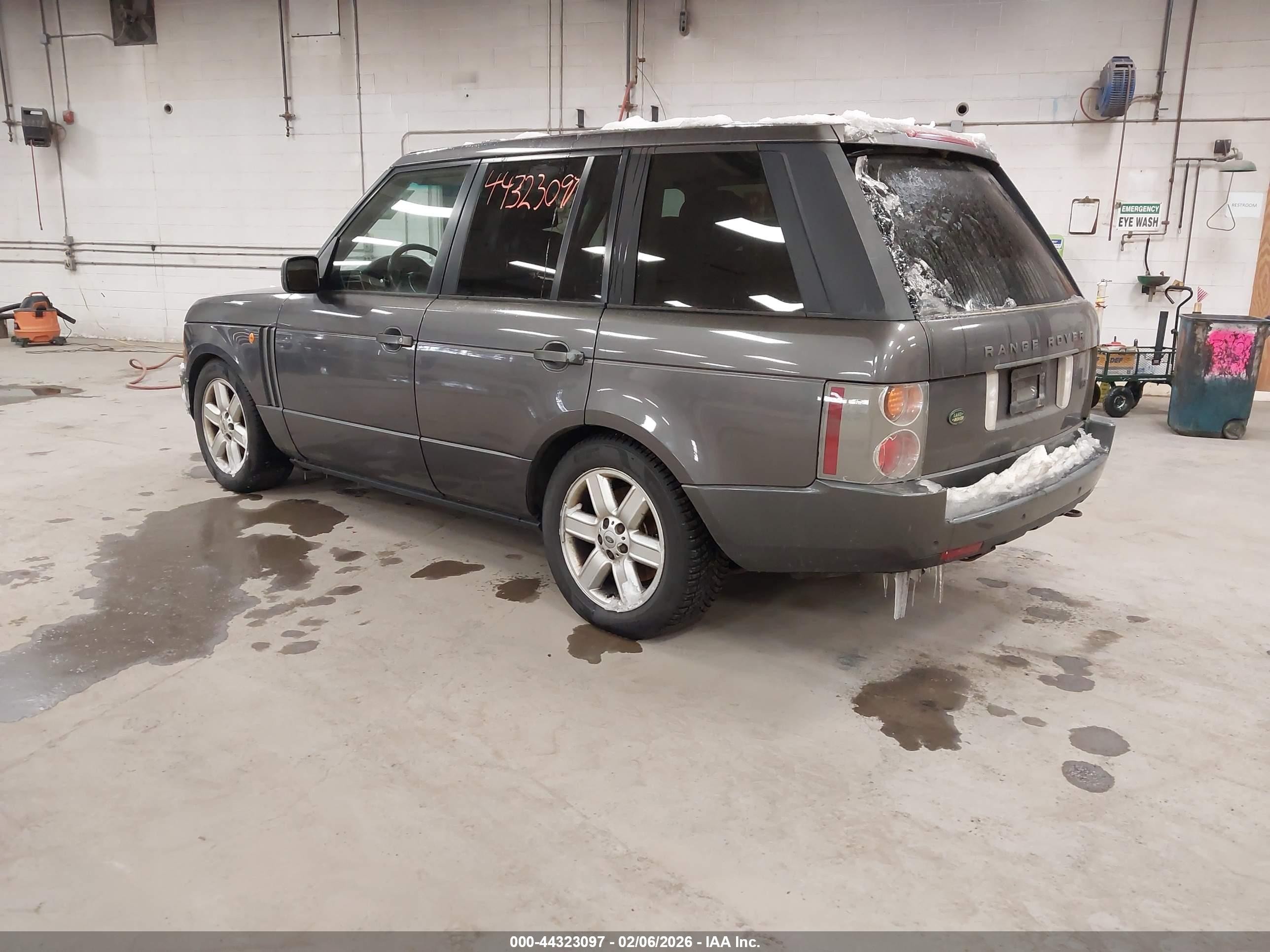 2005 Land Rover Range Rover Hse Gray vin: SALMF114X5A196949
