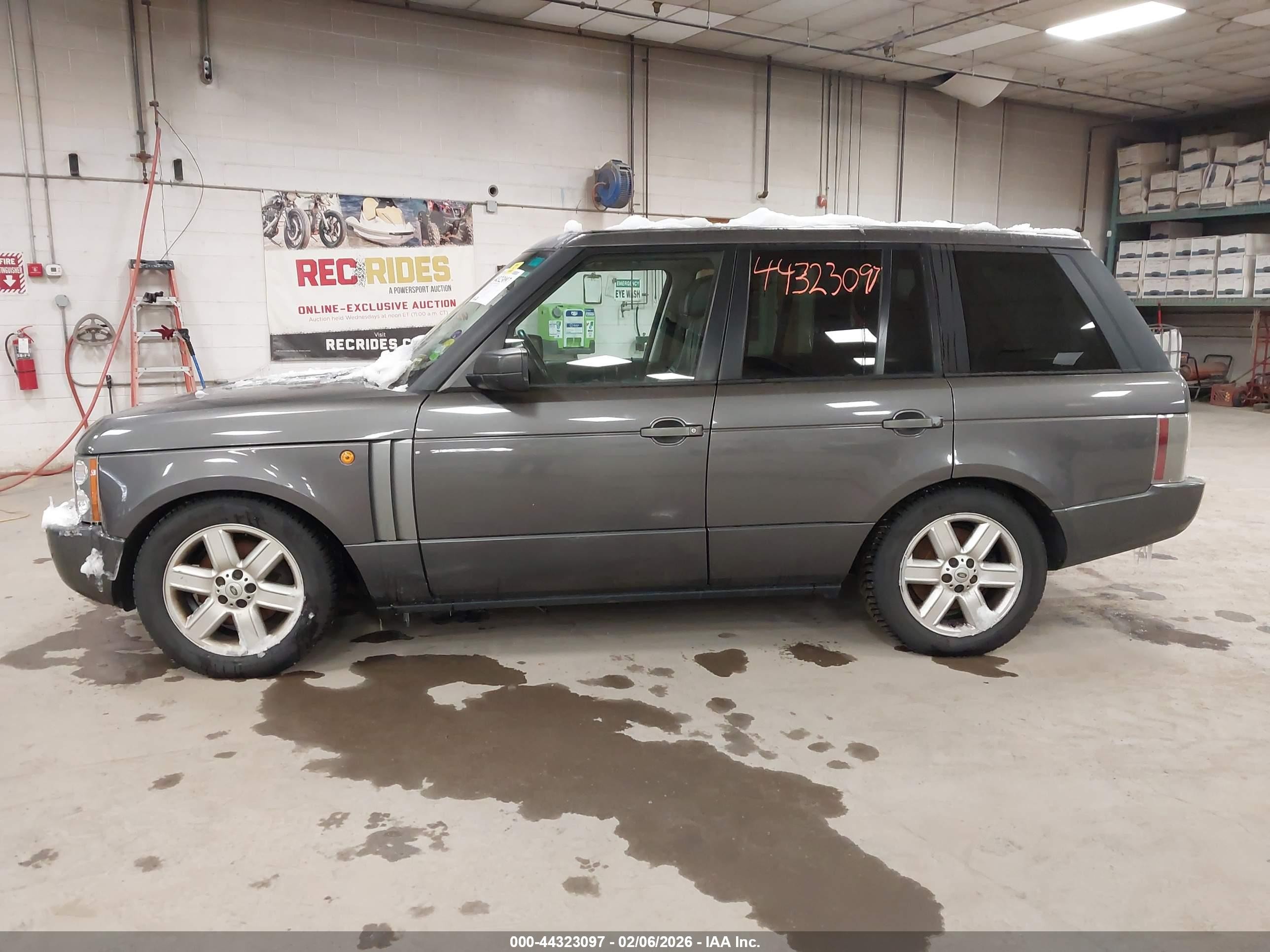 2005 Land Rover Range Rover Hse Gray vin: SALMF114X5A196949