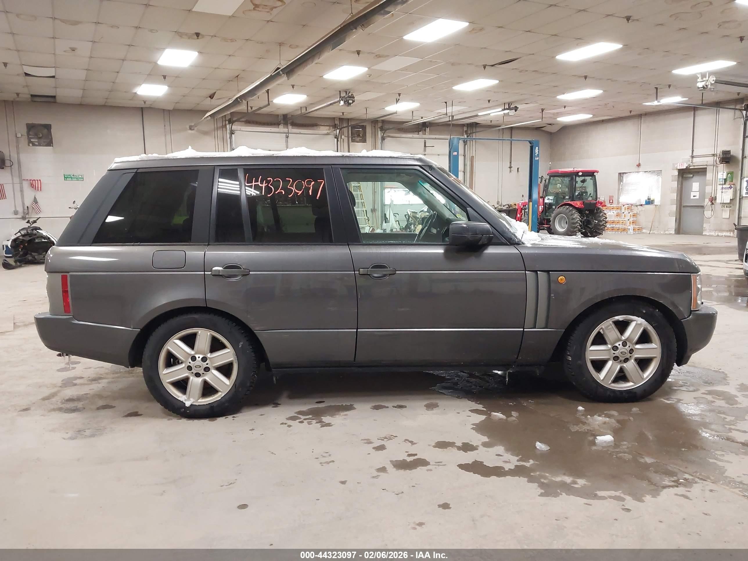 2005 Land Rover Range Rover Hse Gray vin: SALMF114X5A196949
