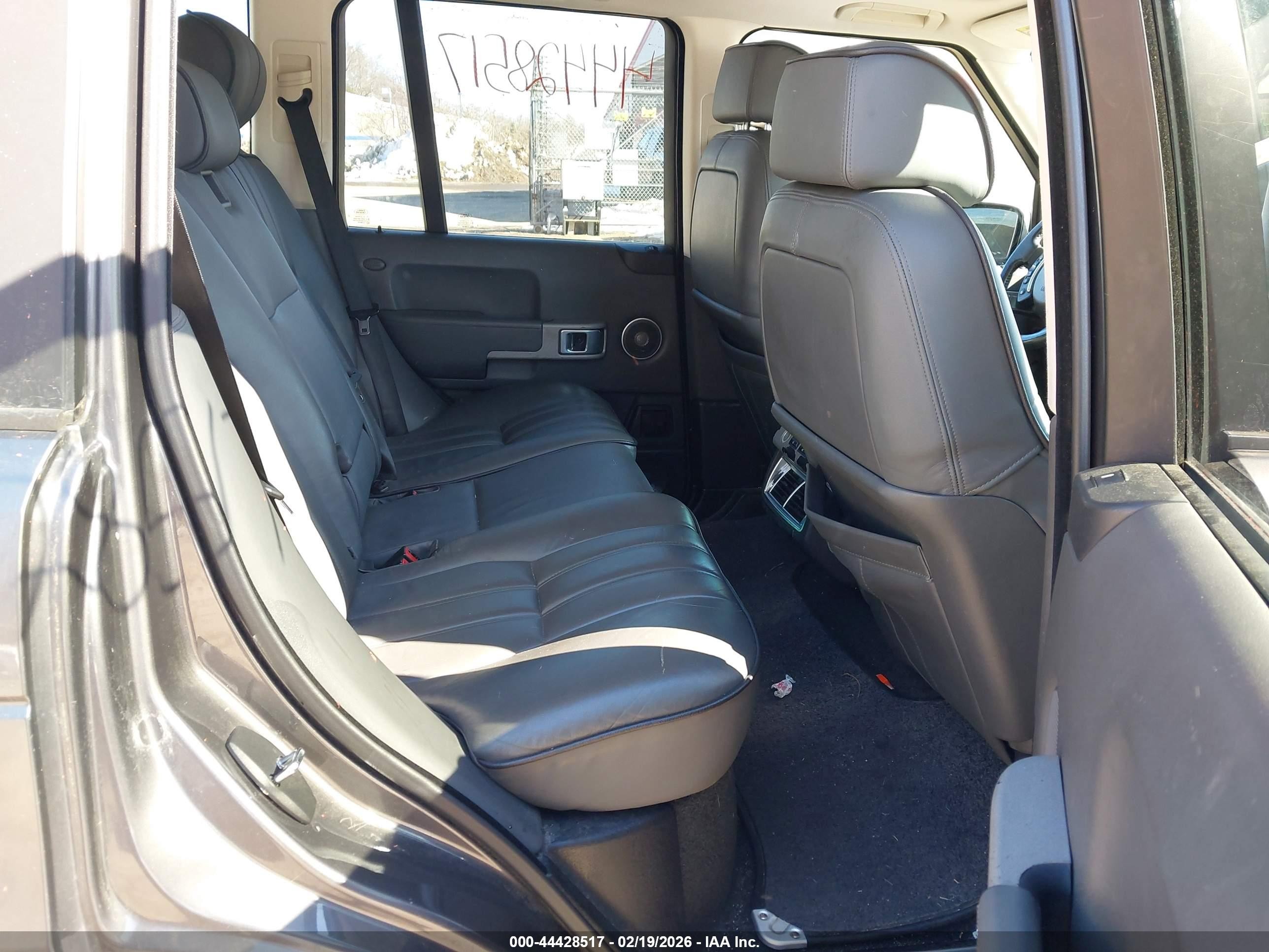 2005 Land Rover Range Rover Hse Gray vin: SALMF114X5A196949