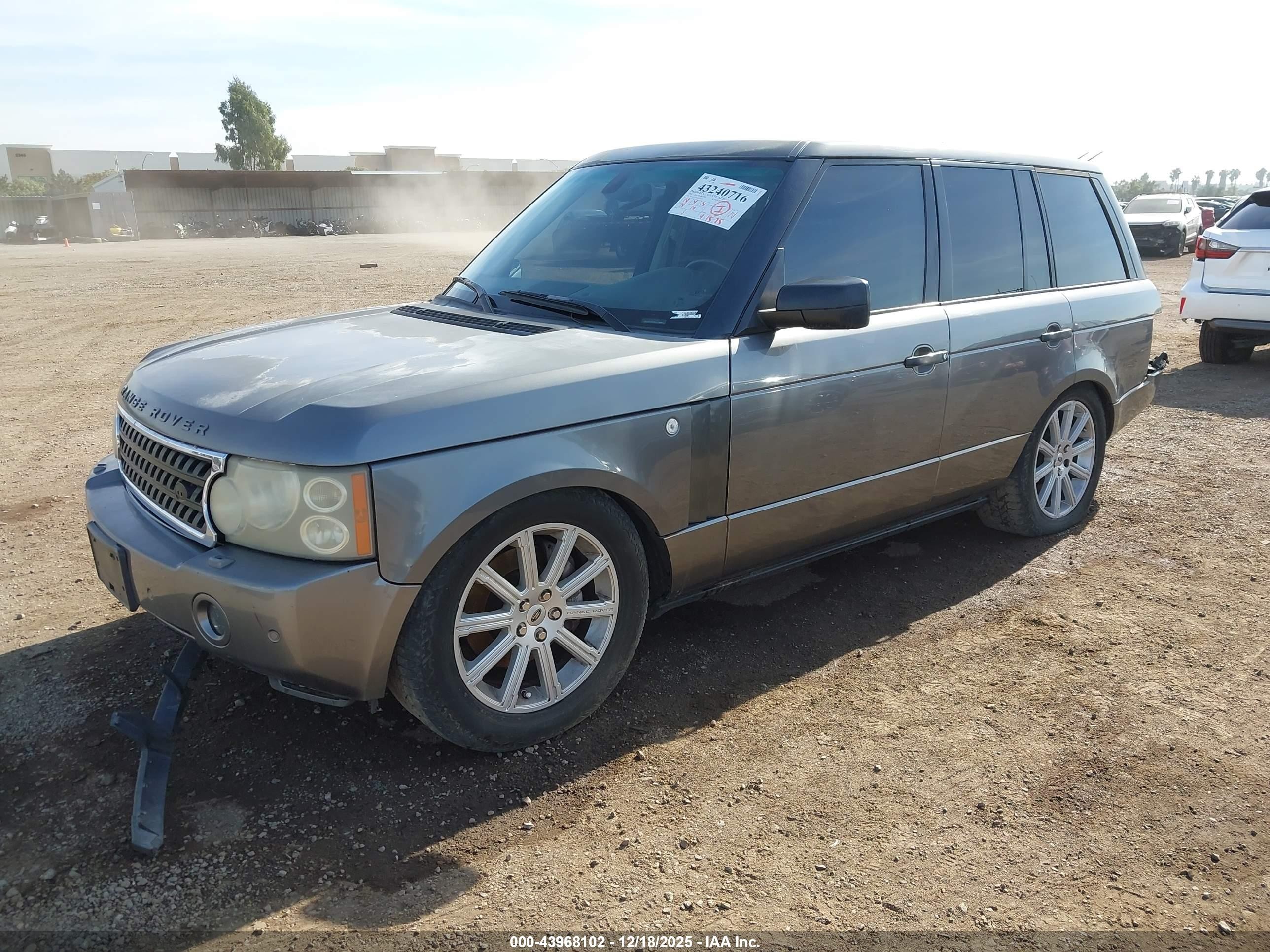 2008 Land Rover Range Rover Supercharged Серый vin: SALMF13428A270558