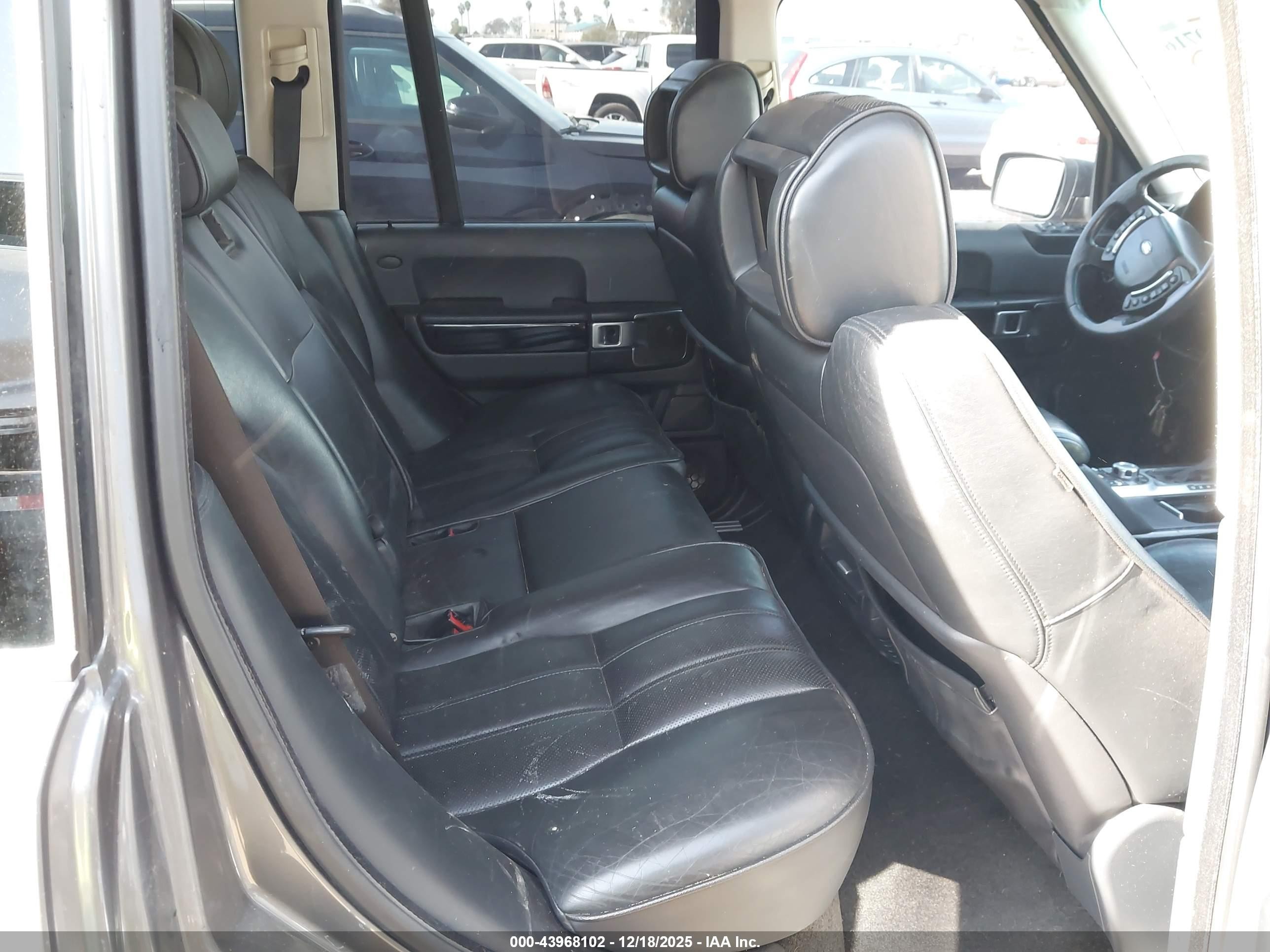 2008 Land Rover Range Rover Supercharged Серый vin: SALMF13428A270558