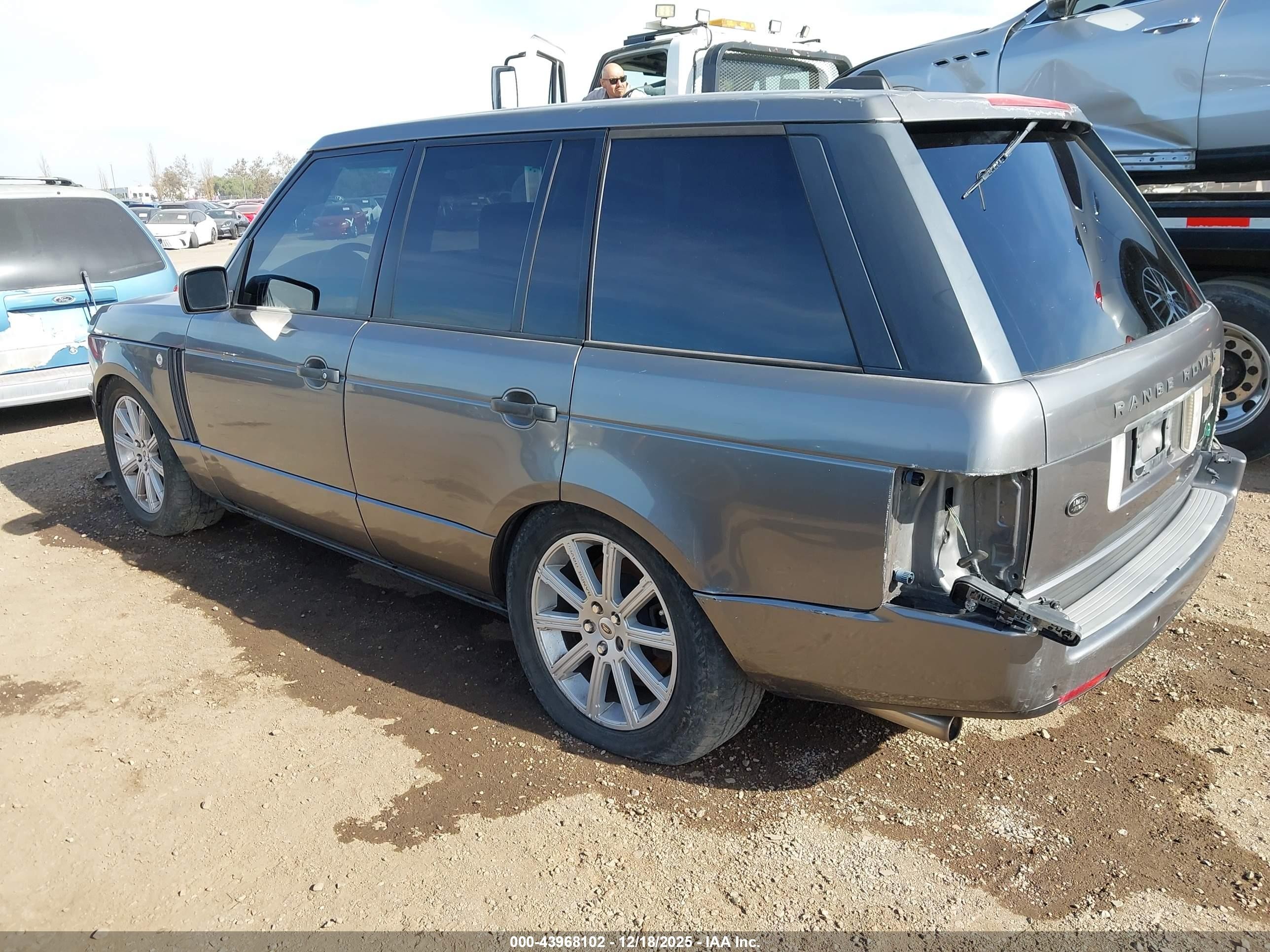 2008 Land Rover Range Rover Supercharged Серый vin: SALMF13428A270558