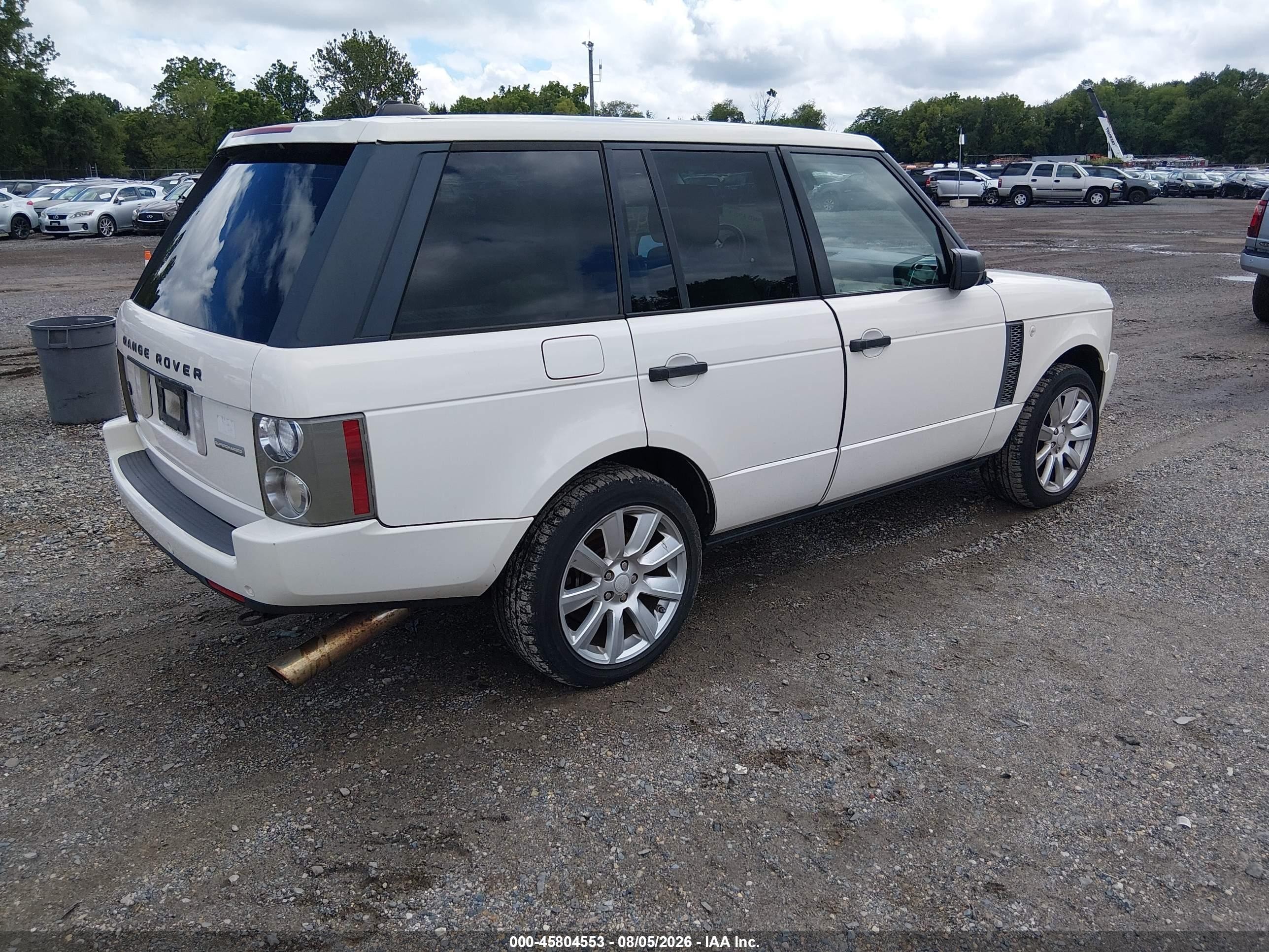 2008 Land Rover Range Rover Supercharged Cream vin: SALMF13438A279172