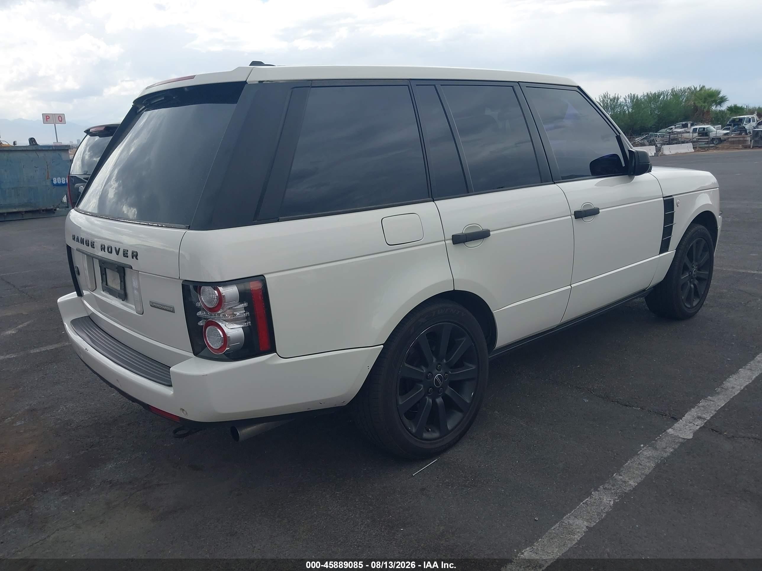 2006 Land Rover Range Rover Supercharged White vin: SALMF13466A235986
