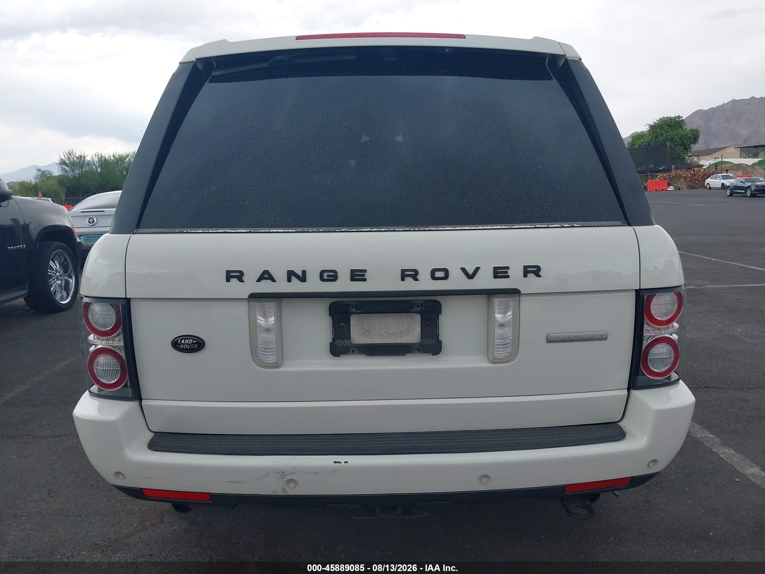 2006 Land Rover Range Rover Supercharged White vin: SALMF13466A235986