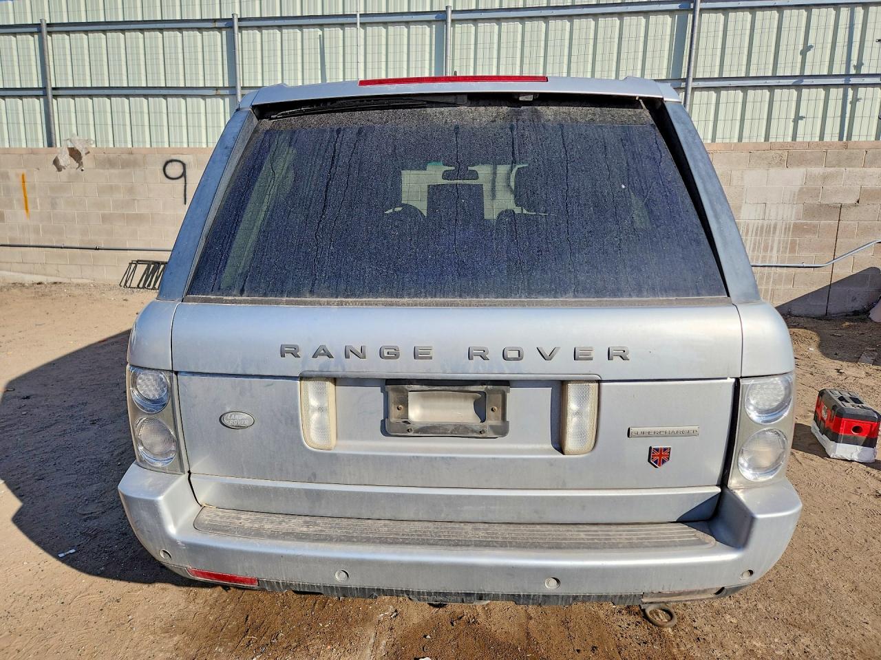 2007 Land Rover Range Rover Supercharged Серебряный vin: SALMF13467A241708