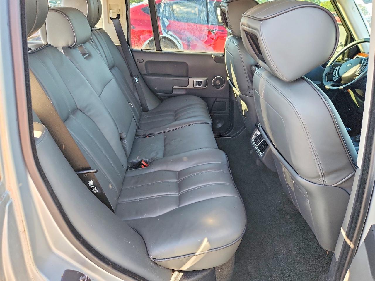 2006 Land Rover Range Rover Hse Silver vin: SALMF15406A223703