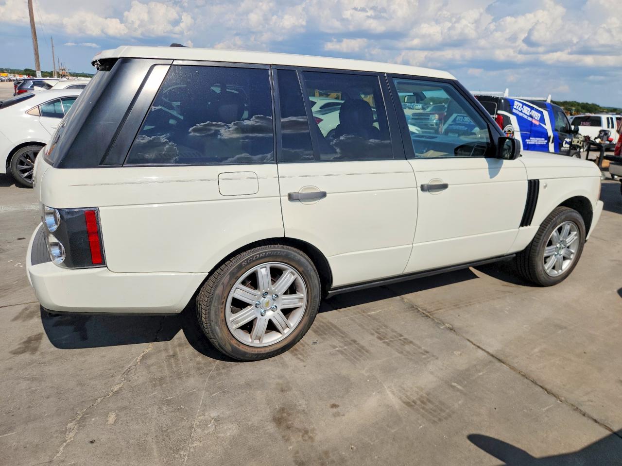 2007 Land Rover Range Rover Hse White vin: SALMF15437A242456