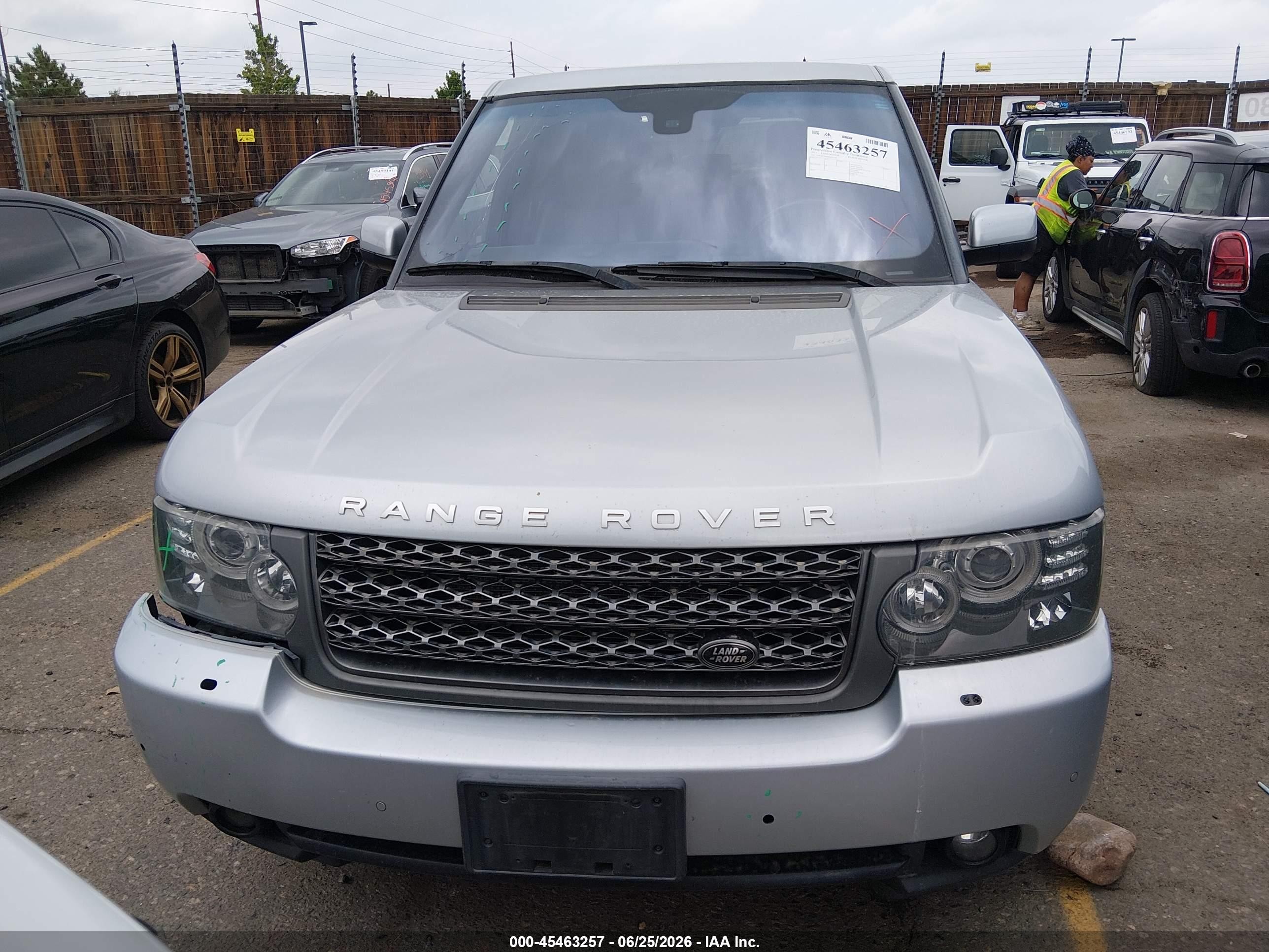 2011 Land Rover Range Rover Hse Gray vin: SALMF1D40BA355128