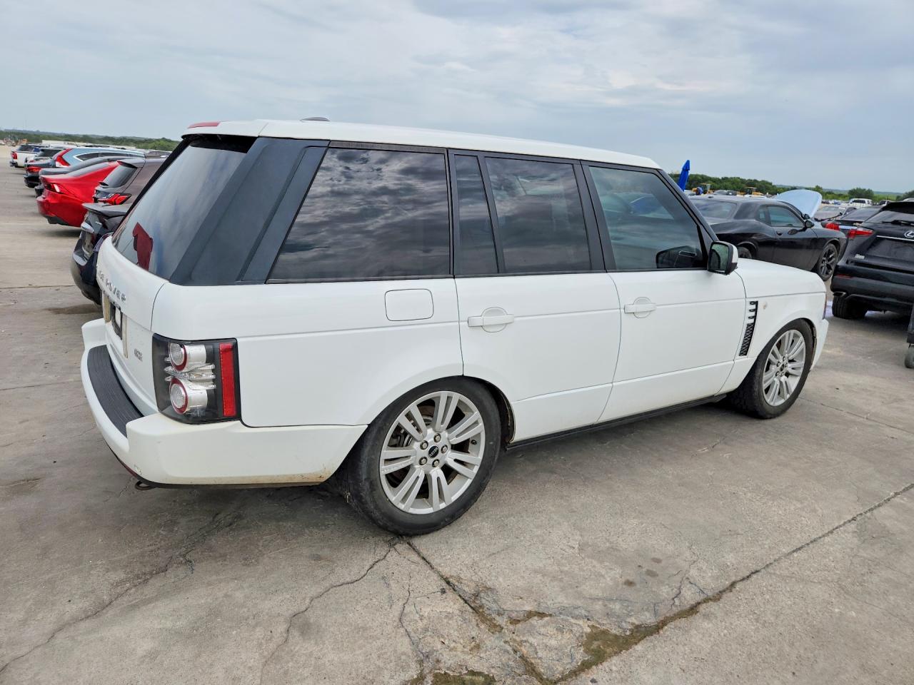 2012 Land Rover Range Rover Hse Luxury White vin: SALMF1D40CA376160