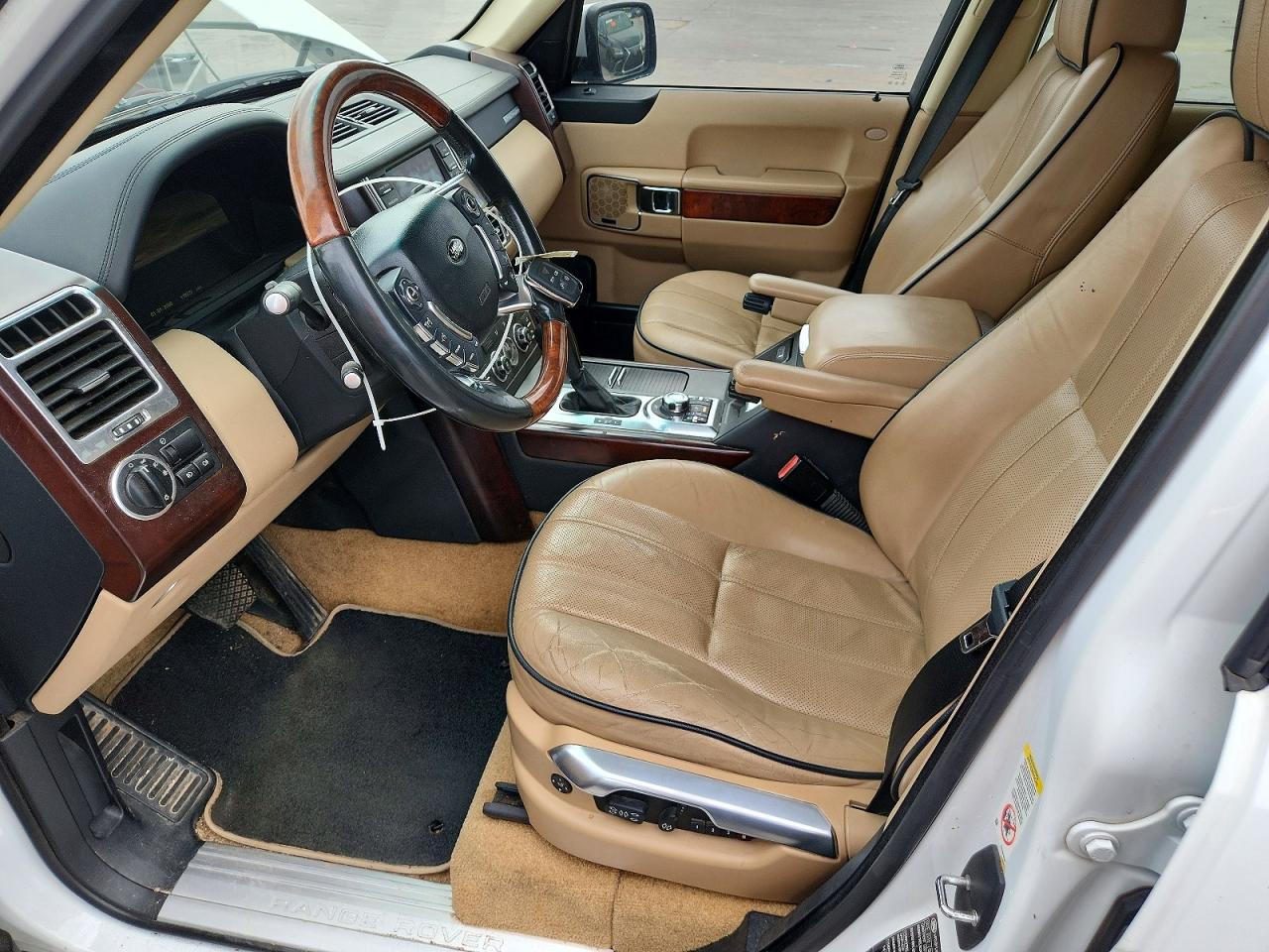 2012 Land Rover Range Rover Hse Luxury White vin: SALMF1D40CA376160