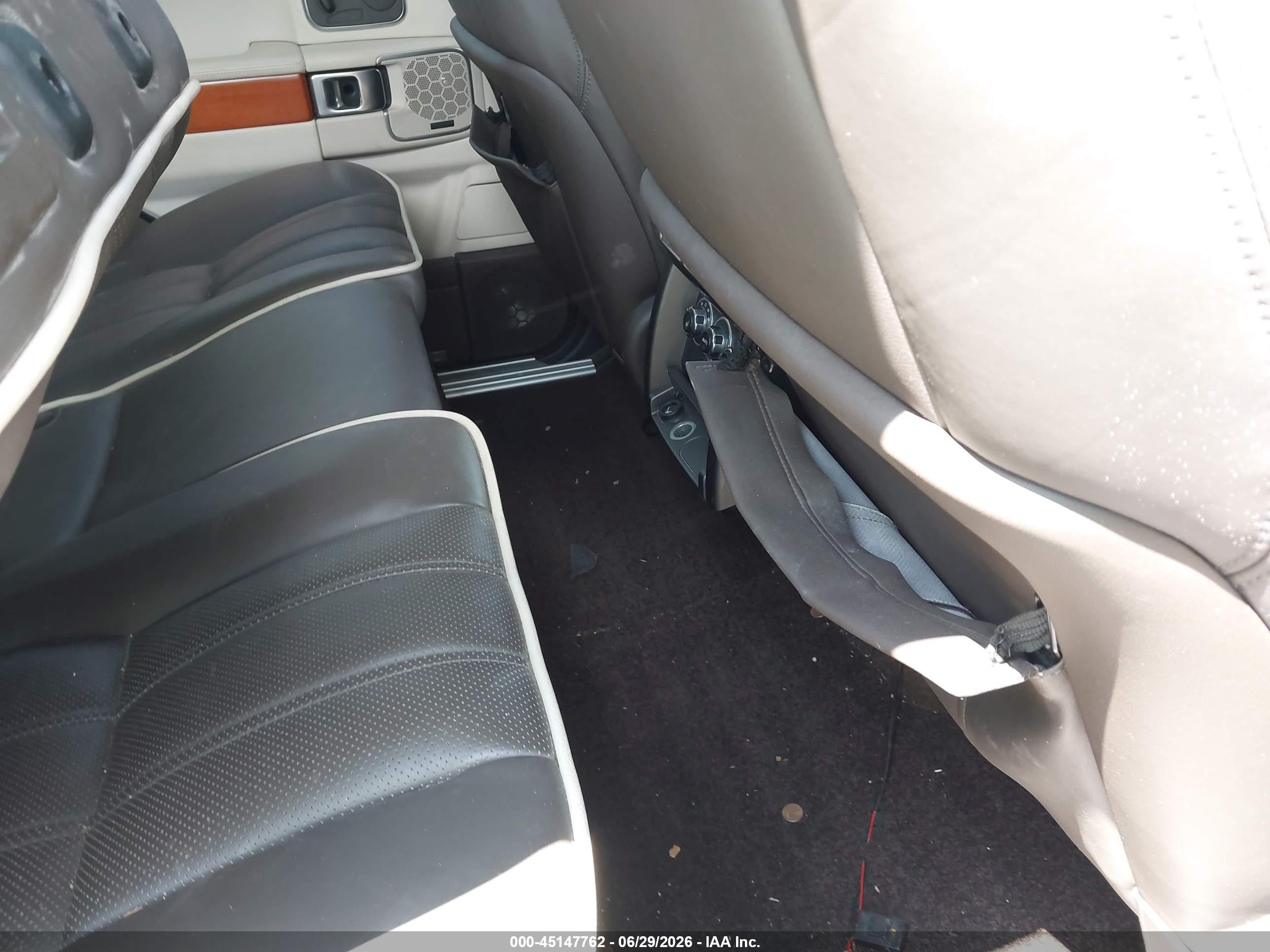 2010 Land Rover Range Rover Hse Серебряный vin: SALMF1D43AA323630