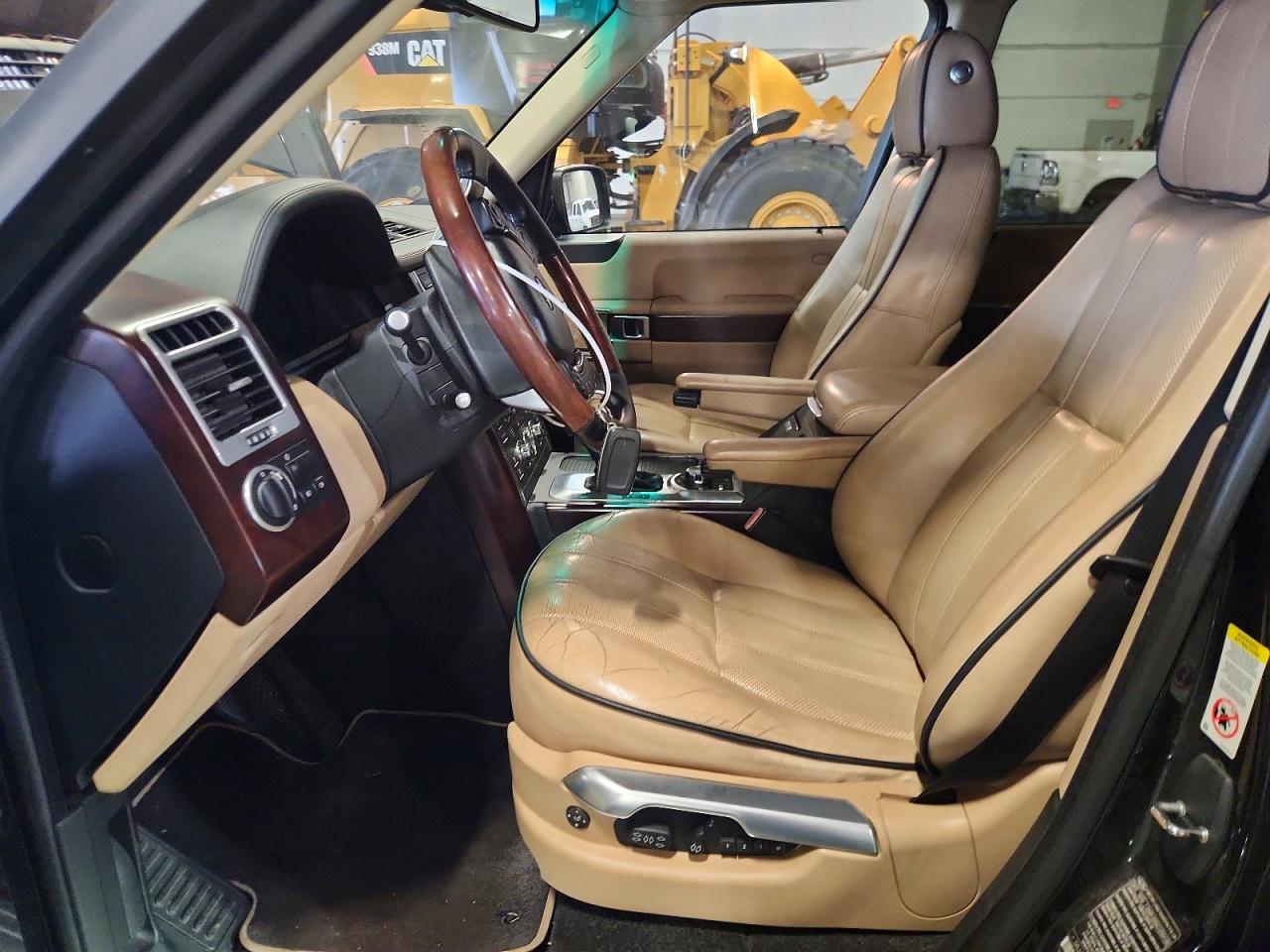 2011 Land Rover Range Rover Hse Luxury Black vin: SALMF1D44BA338266