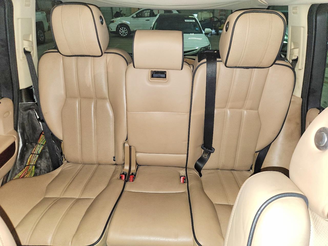 2011 Land Rover Range Rover Hse Luxury Black vin: SALMF1D44BA338266