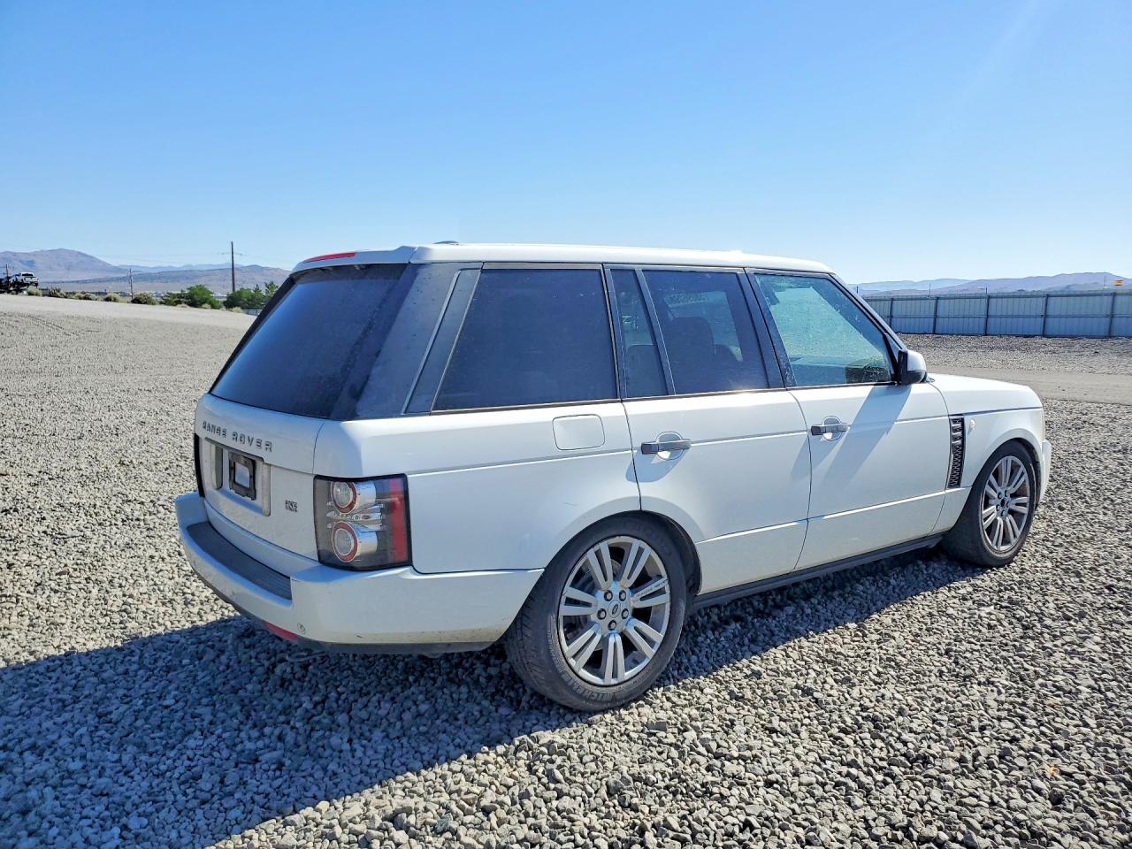 2011 Land Rover Range Rover Hse Luxury White vin: SALMF1D44BA350644