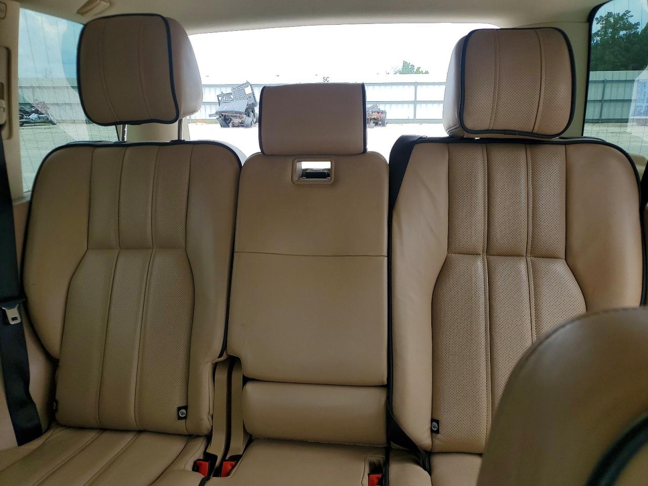 2012 Land Rover Range Rover Hse Luxury White vin: SALMF1D44CA391065