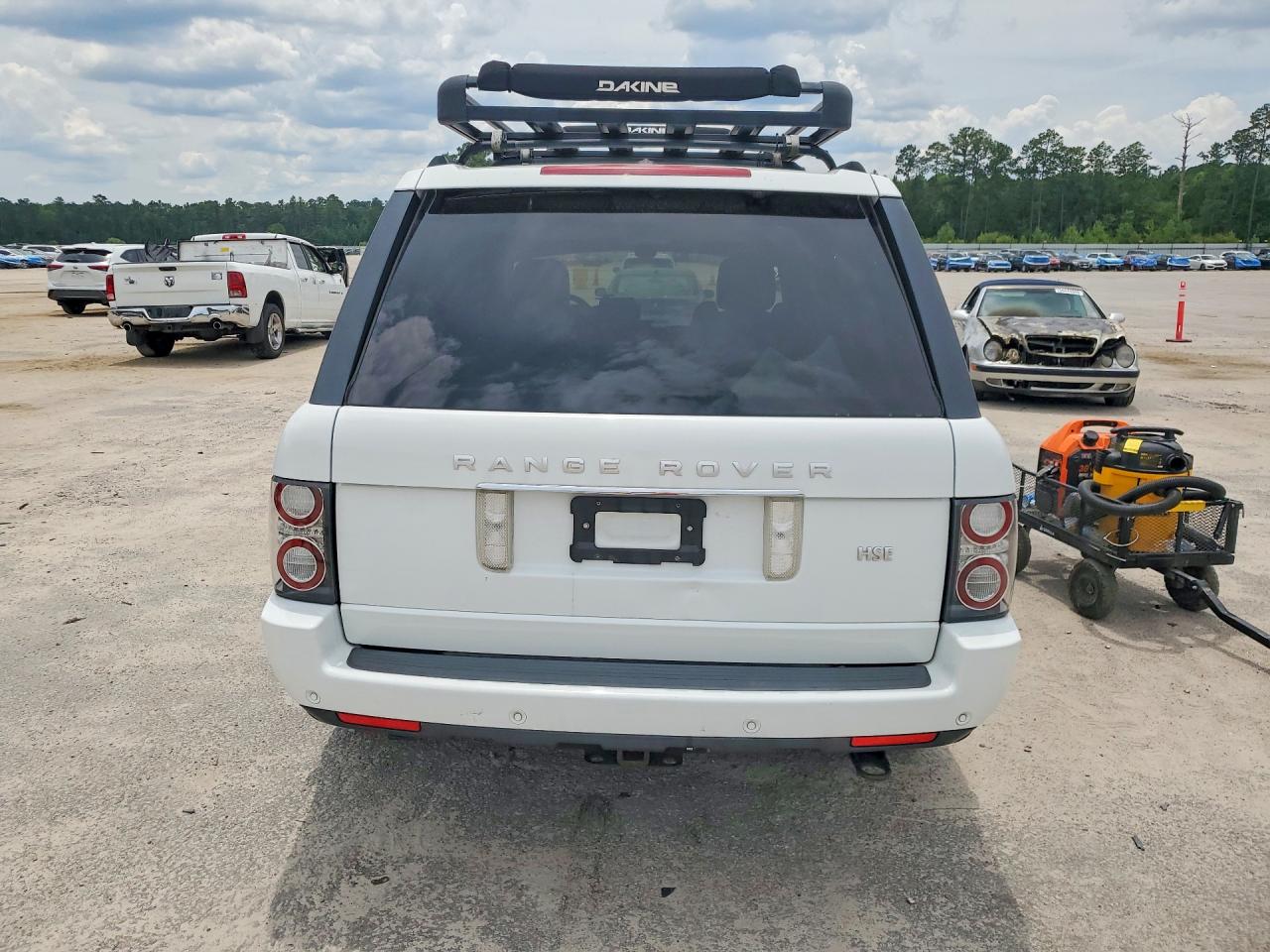 2012 Land Rover Range Rover Hse Luxury White vin: SALMF1D44CA391065