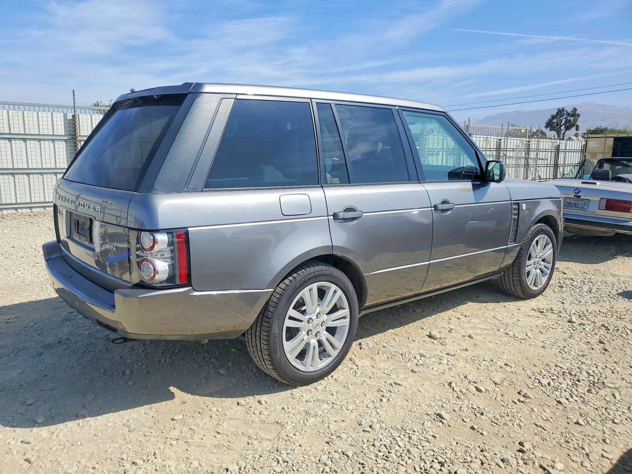 2011 Land Rover Range Rover Hse Luxury Gray vin: SALMF1D45BA340706