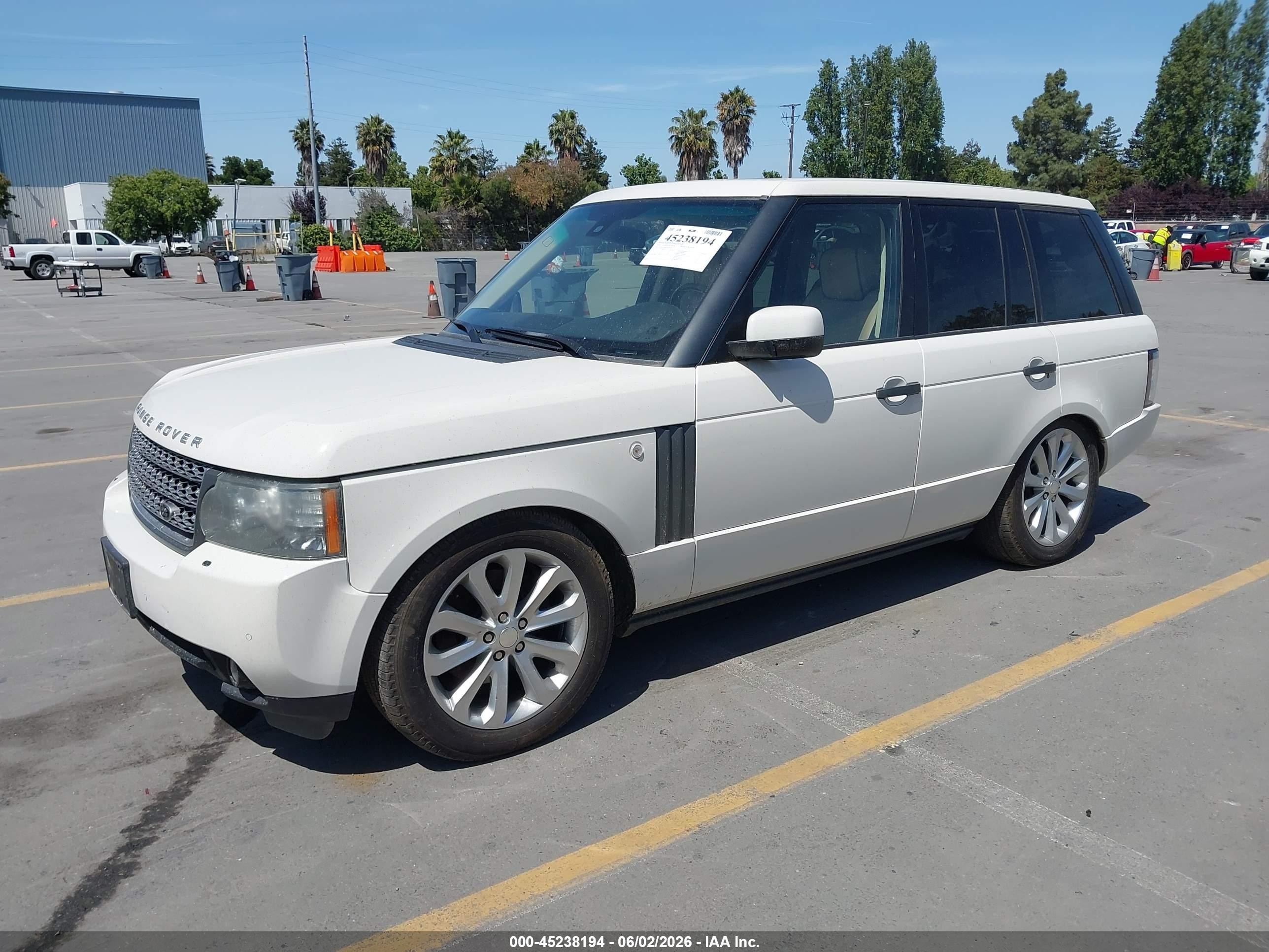2010 Land Rover Range Rover Hse Белый vin: SALMF1D46AA324108