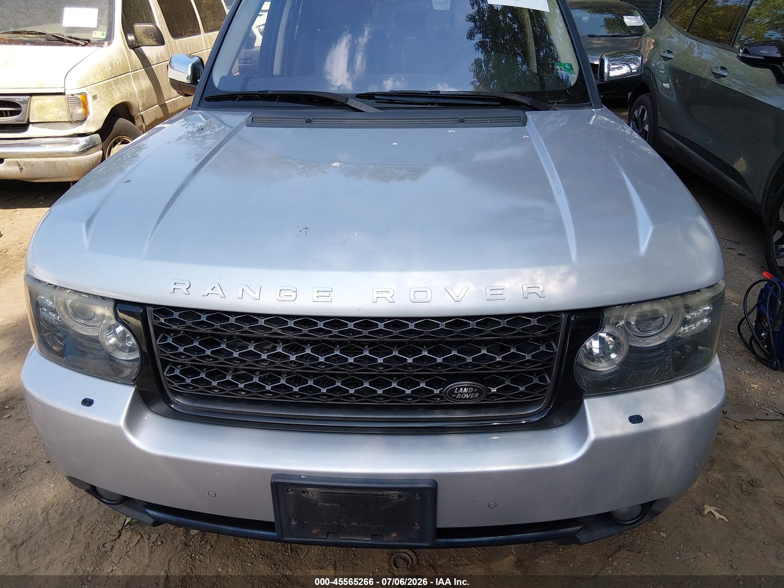 2012 Land Rover Range Rover Hse Silver vin: SALMF1D48CA363575