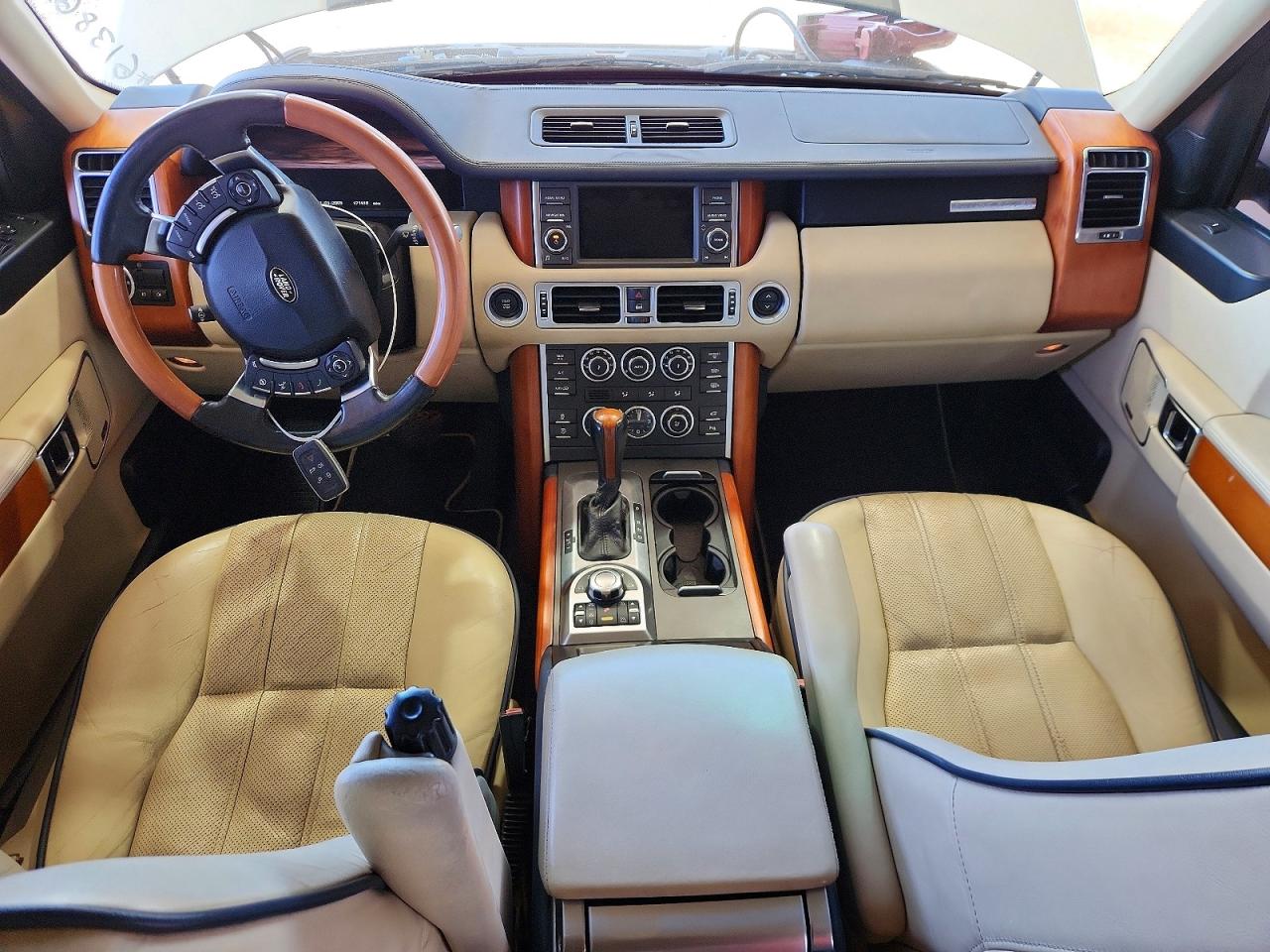 2012 Land Rover Range Rover Hse Luxury White vin: SALMF1D48CA392025