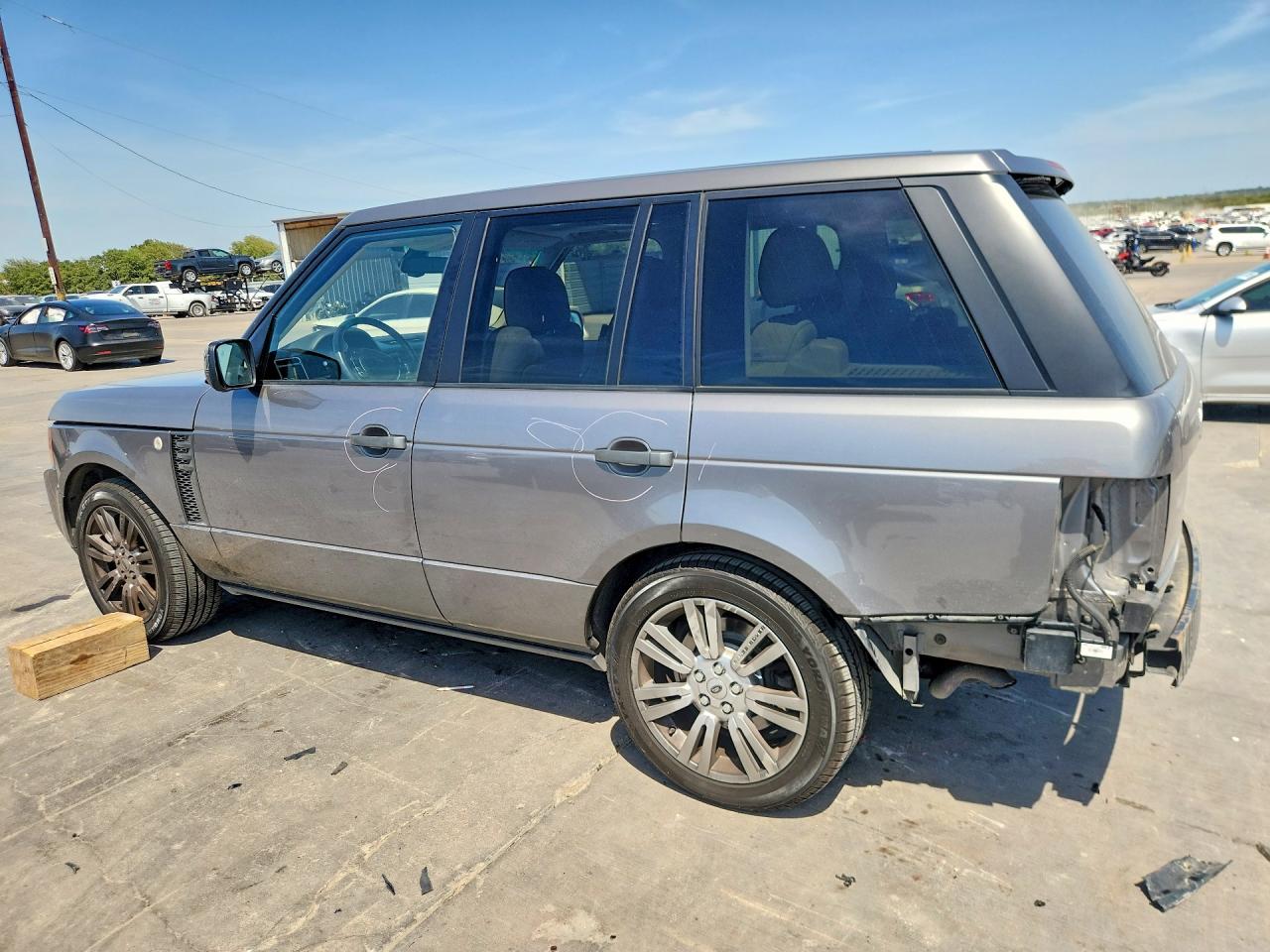 2011 Land Rover Range Rover Hse Luxury Gray vin: SALMF1D49BA330020