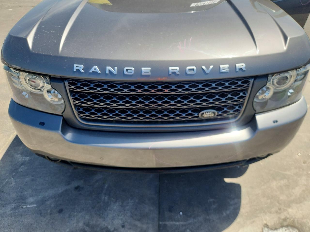 2011 Land Rover Range Rover Hse Luxury Gray vin: SALMF1D49BA330020