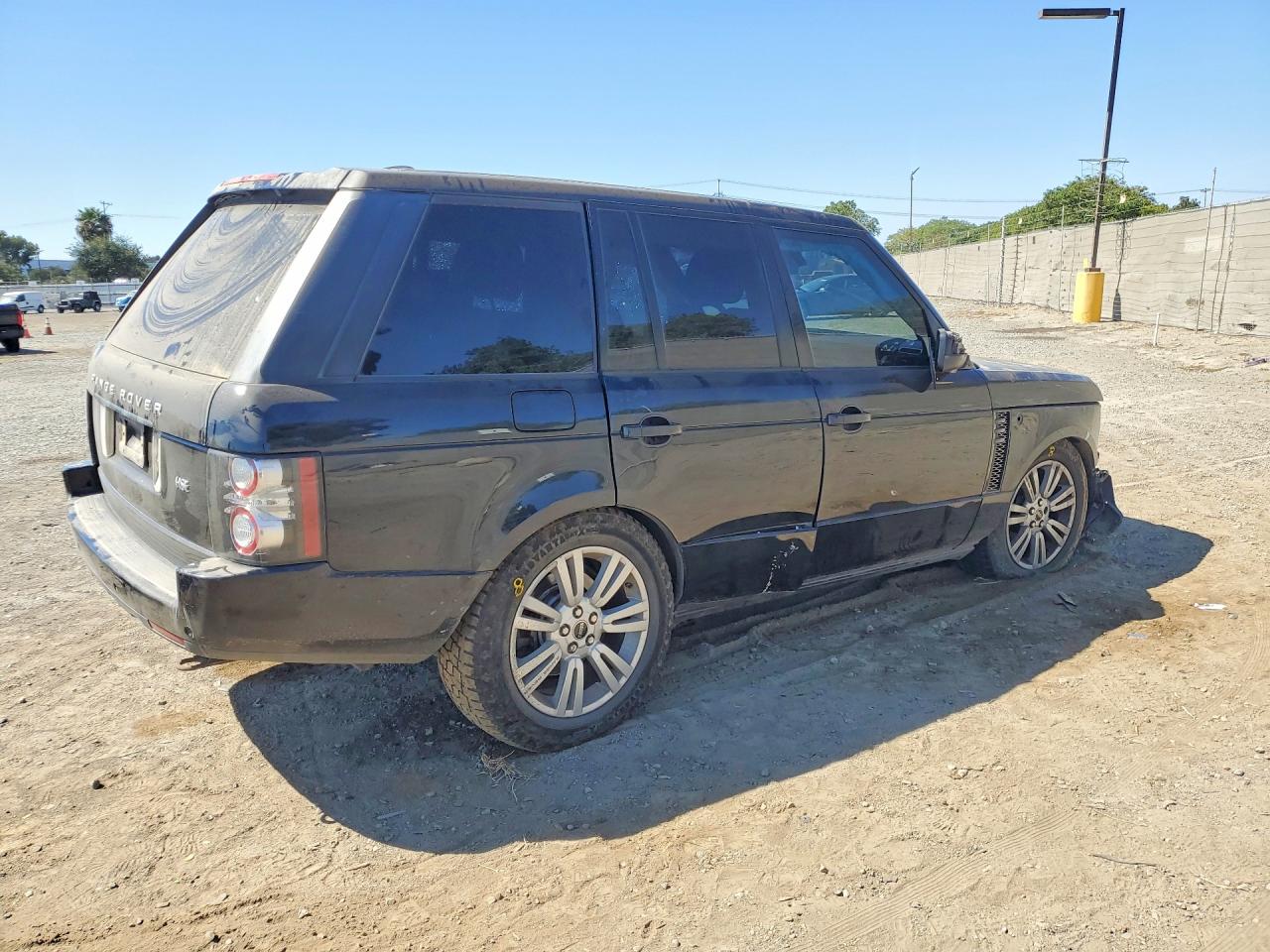 2012 Land Rover Range Rover Hse Luxury Черный vin: SALMF1D49CA368624