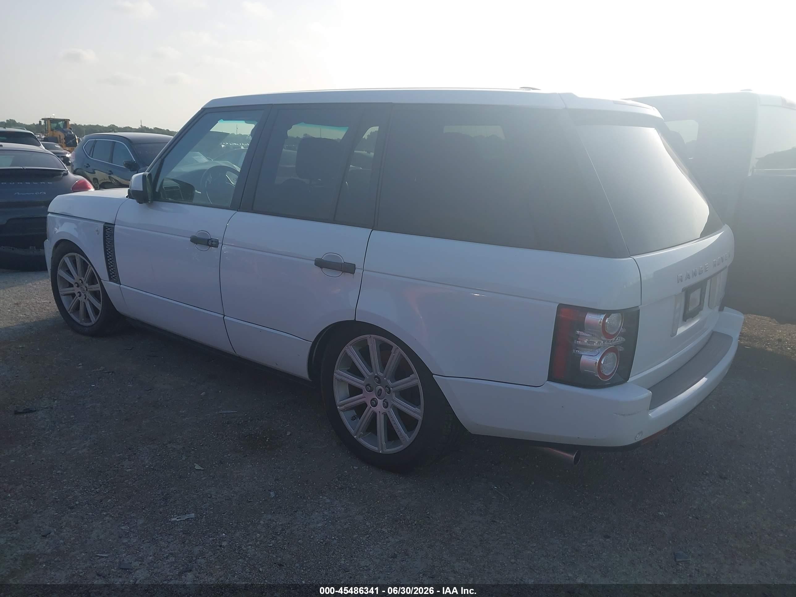 2011 Land Rover Range Rover Supercharged White vin: SALMF1E40BA336822
