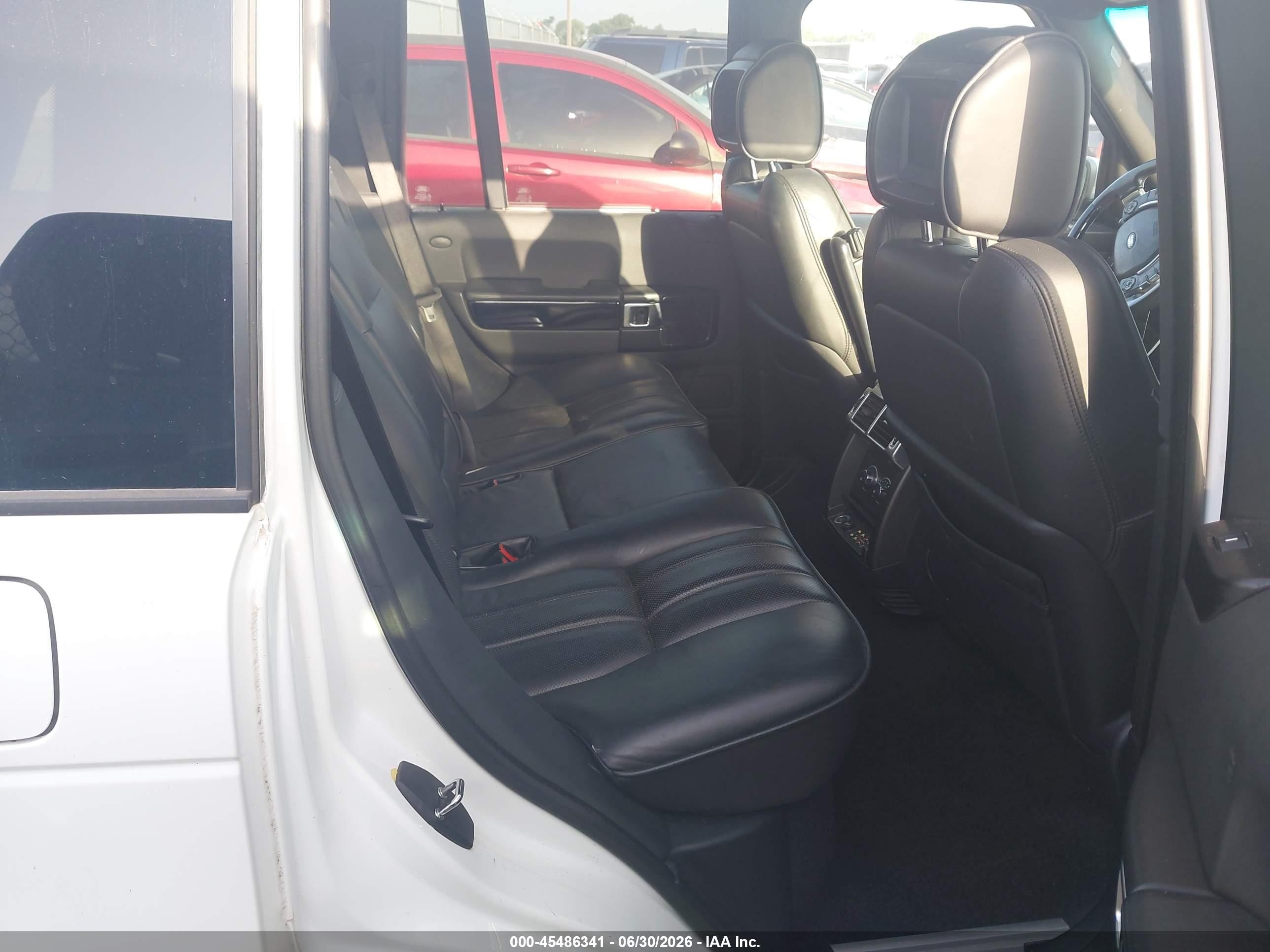 2011 Land Rover Range Rover Supercharged White vin: SALMF1E40BA336822