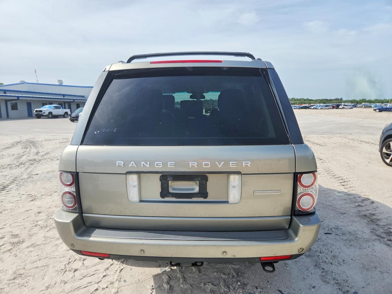 2010 Land Rover Range Rover Hse Luxury Gray vin: SALMF1E41AA317436