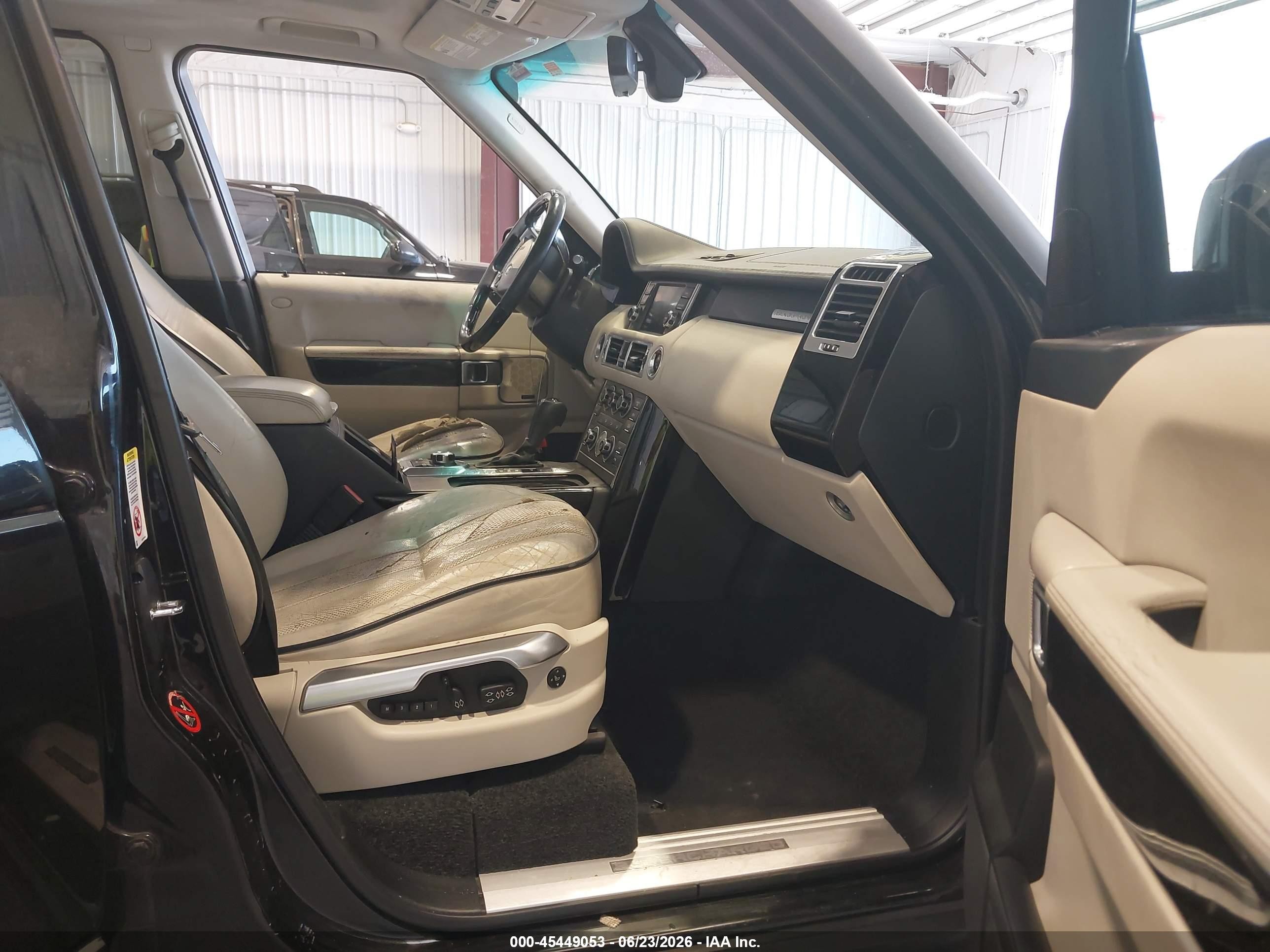 2011 Land Rover Range Rover Supercharged Black vin: SALMF1E41BA335145